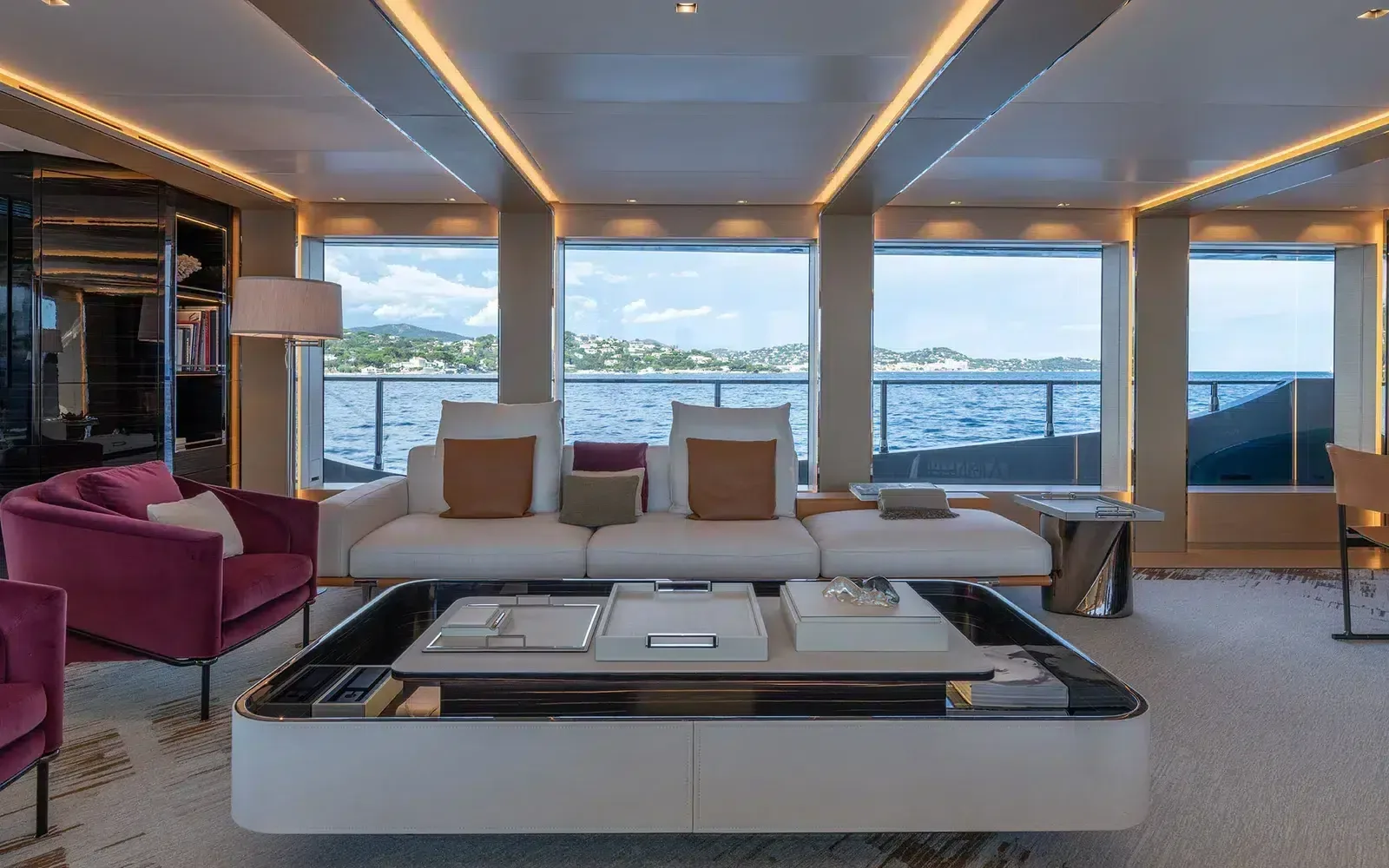 LEL - photo 18 location yacht Saint-Tropez