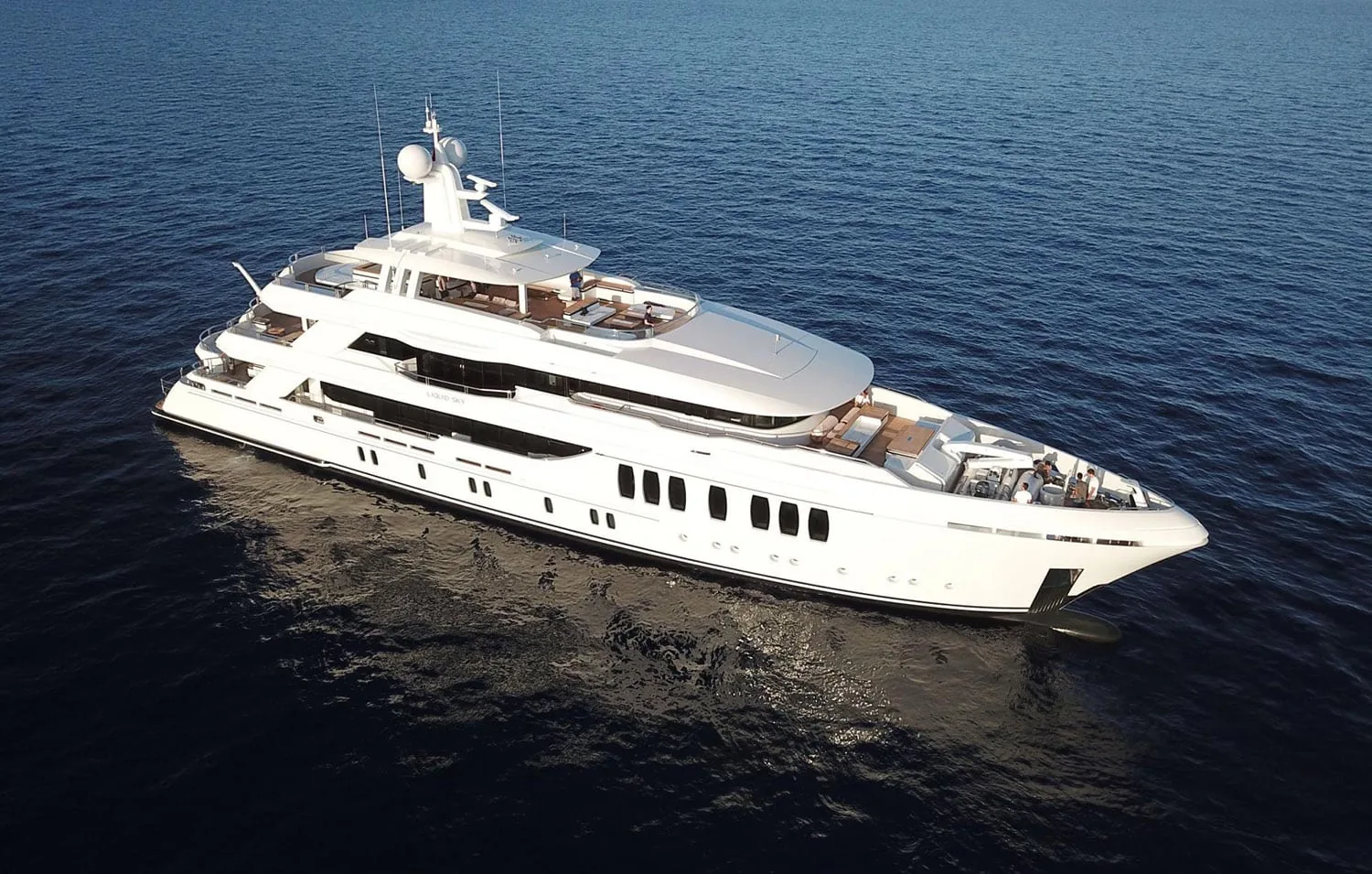 LIQUID SKY - photo 2 location yacht Saint-Tropez