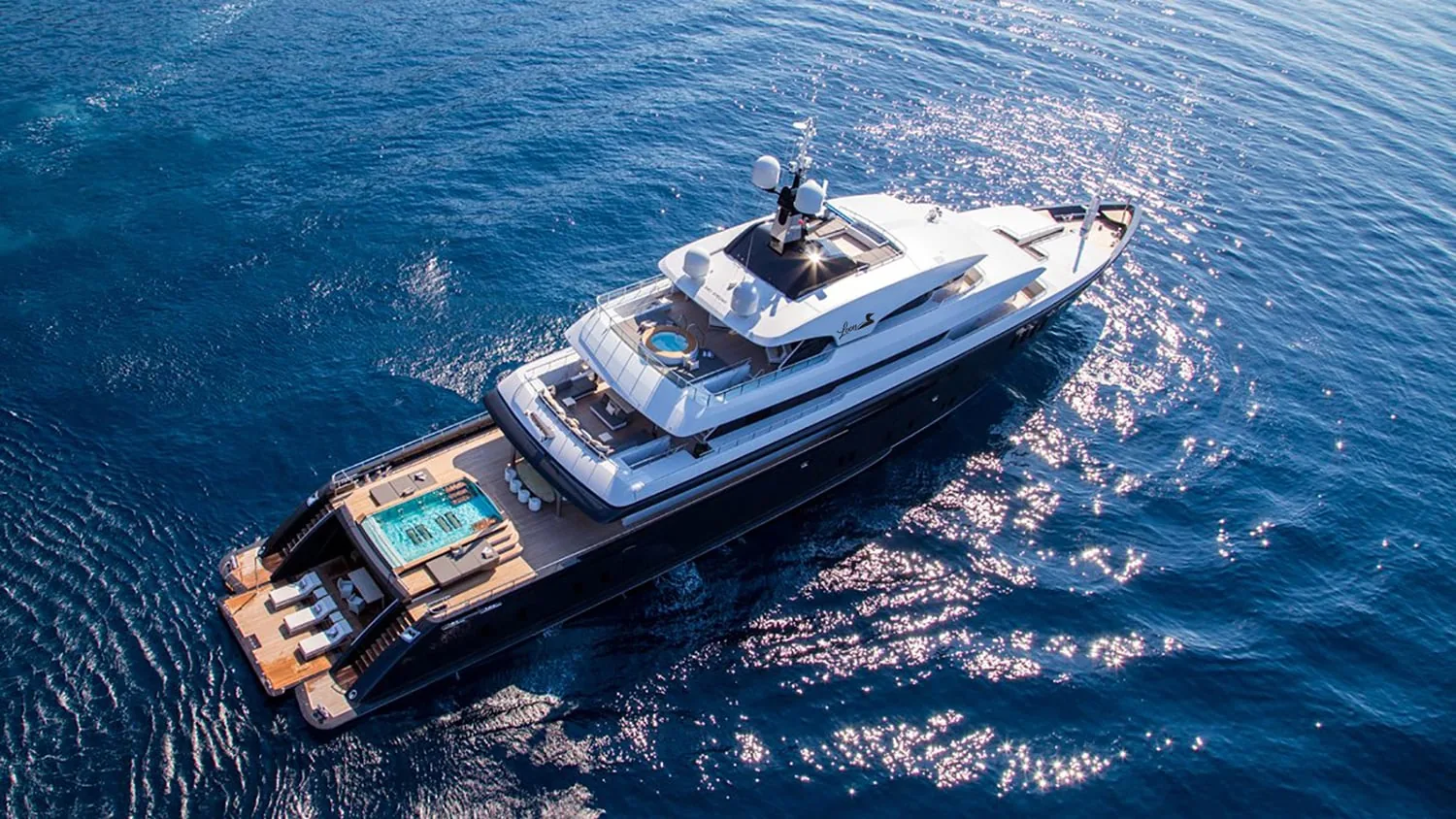 LOON - location yacht Saint-Tropez