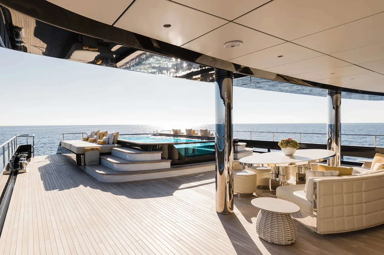 LOON - photo 21 location yacht Saint-Tropez