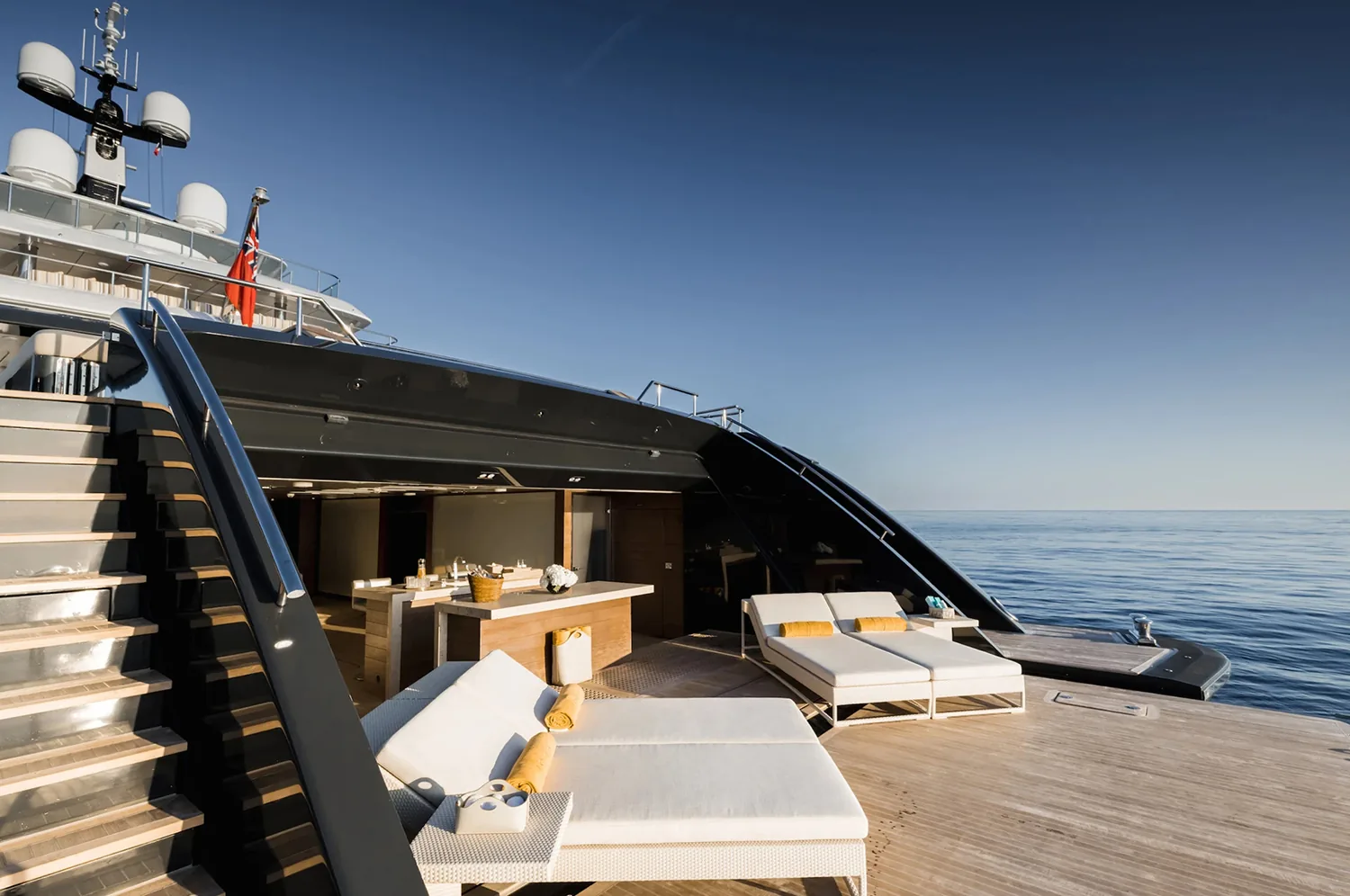 LOON - photo 46 location yacht Saint-Tropez