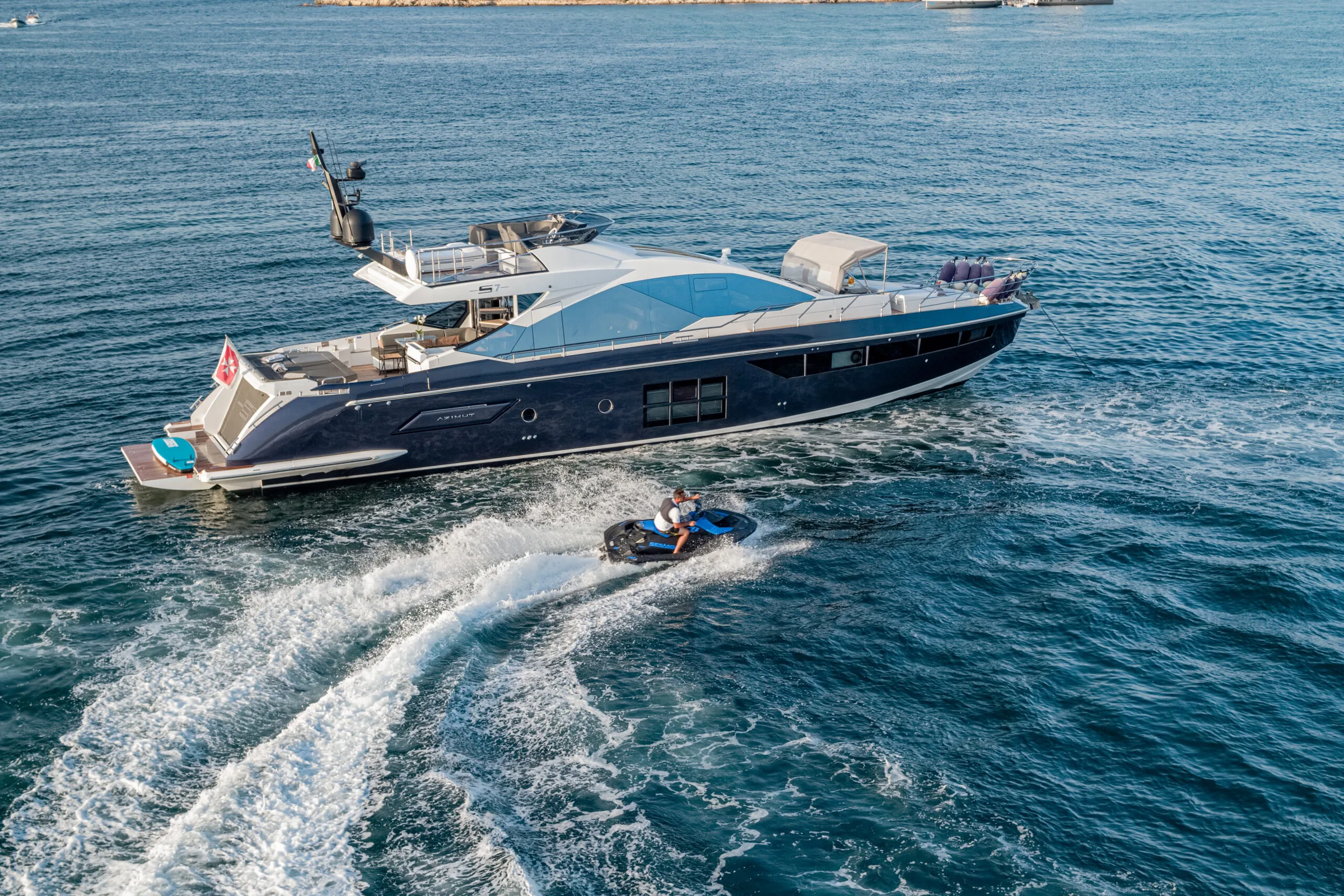 MANARA I - photo 3 location yacht Saint-Tropez