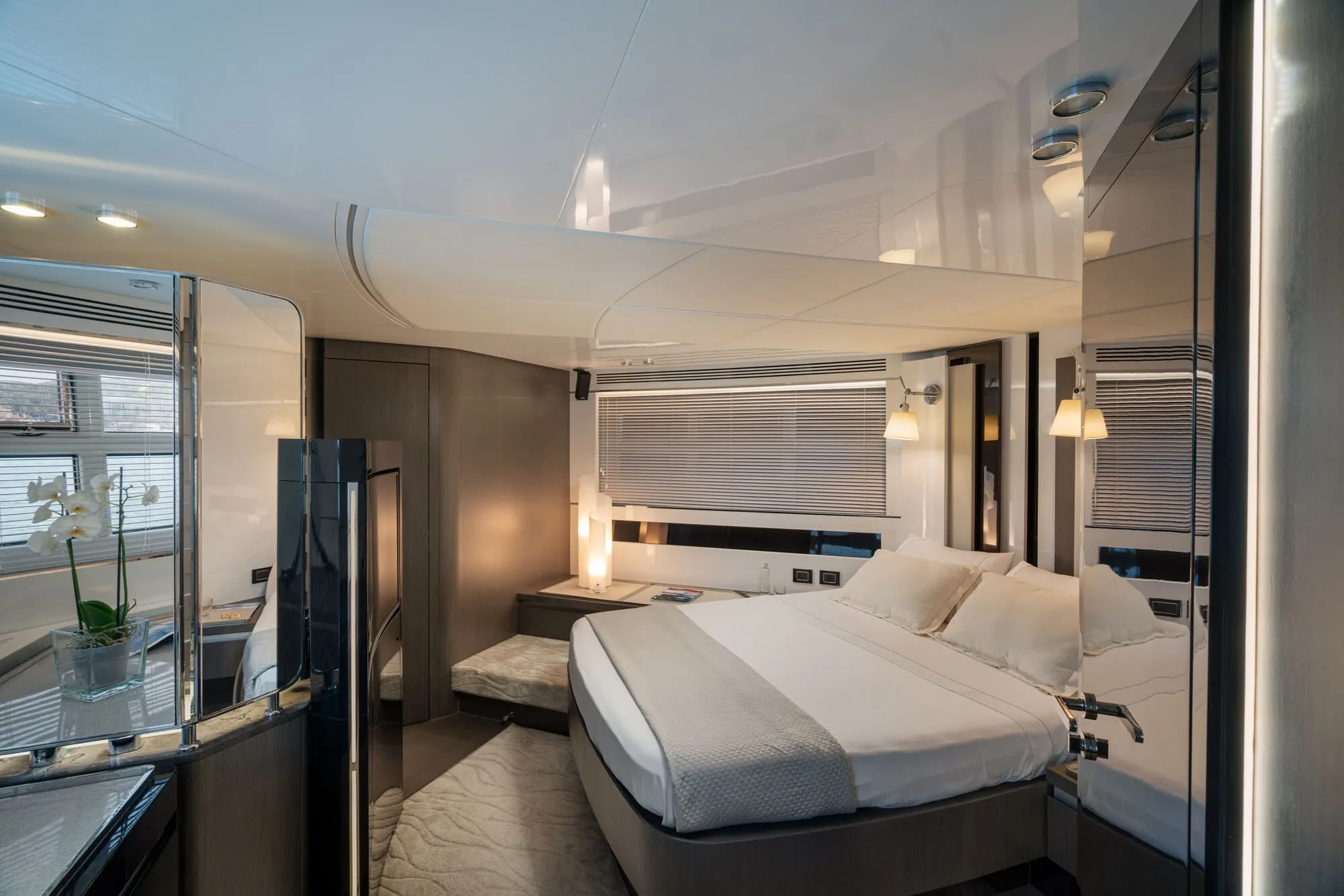 MANARA I - photo 16 location yacht Saint-Tropez