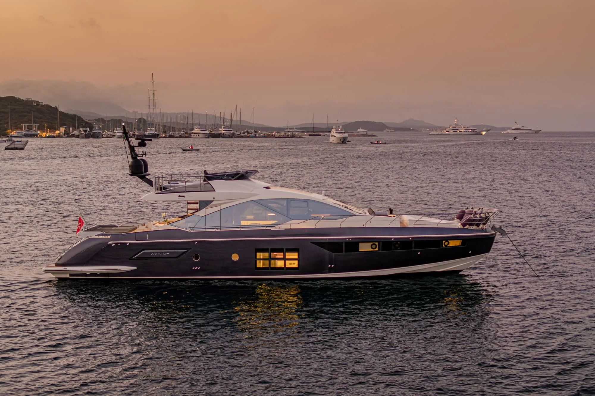 MANARA I - photo 29 location yacht Saint-Tropez