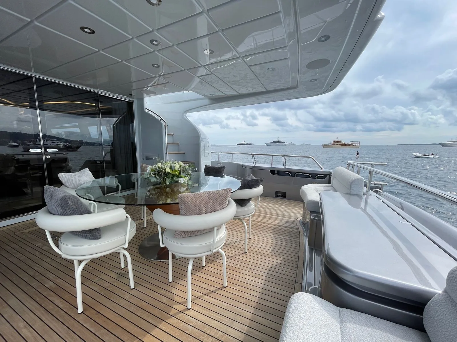 MAXI BEER - photo 3 location yacht Saint-Tropez