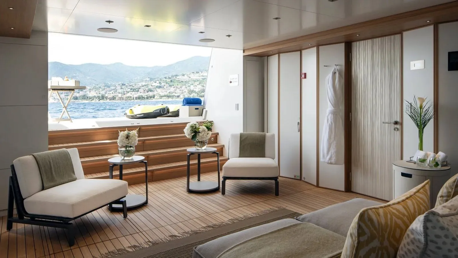 MOSKITO - photo 42 location yacht Saint-Tropez