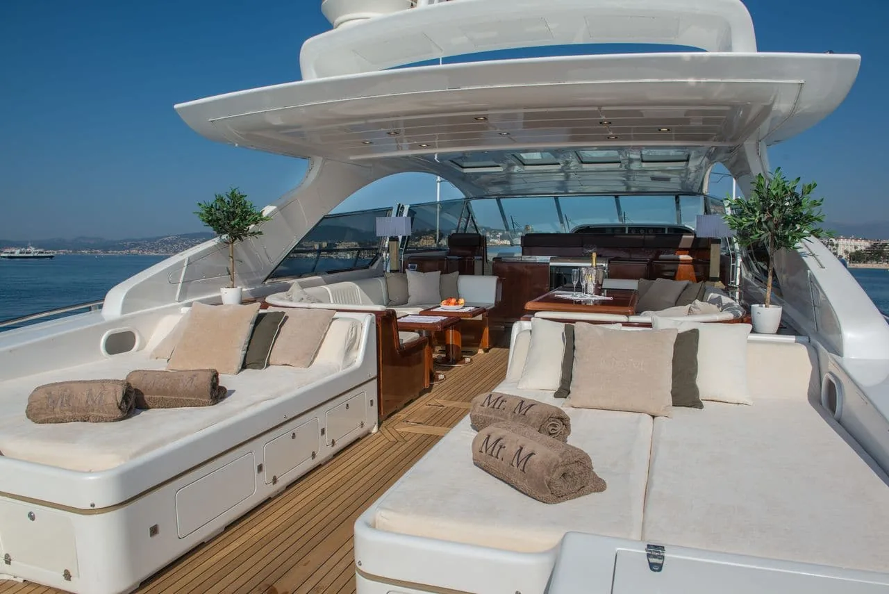 MR M - photo 6 location yacht Saint-Tropez