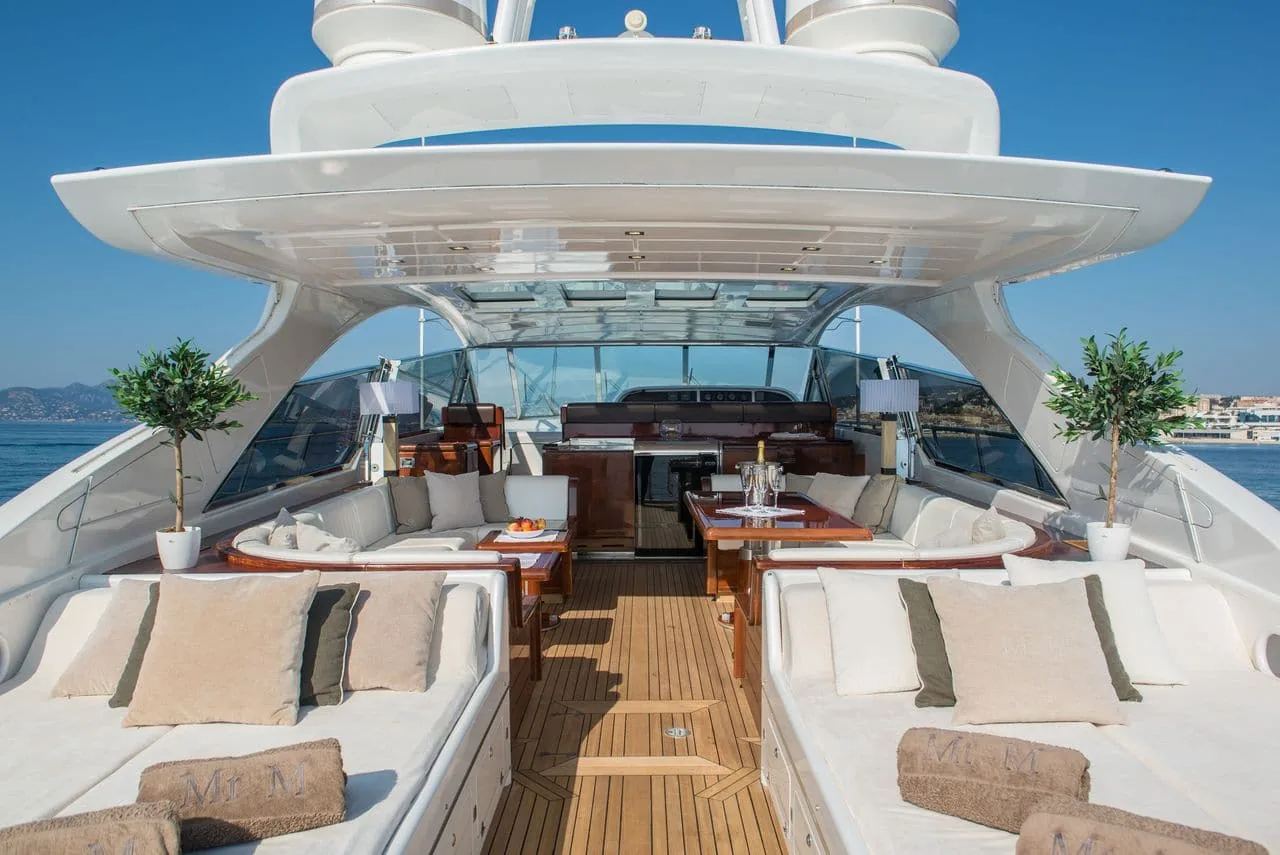 MR M - photo 7 location yacht Saint-Tropez
