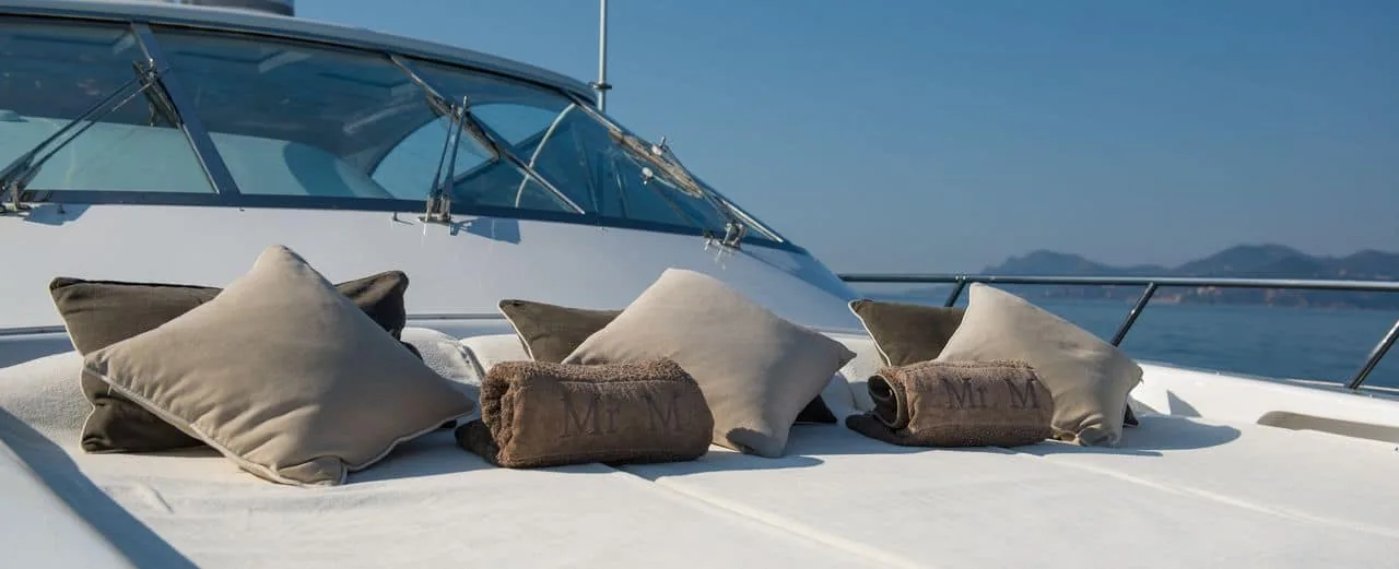 MR M - photo 9 location yacht Saint-Tropez