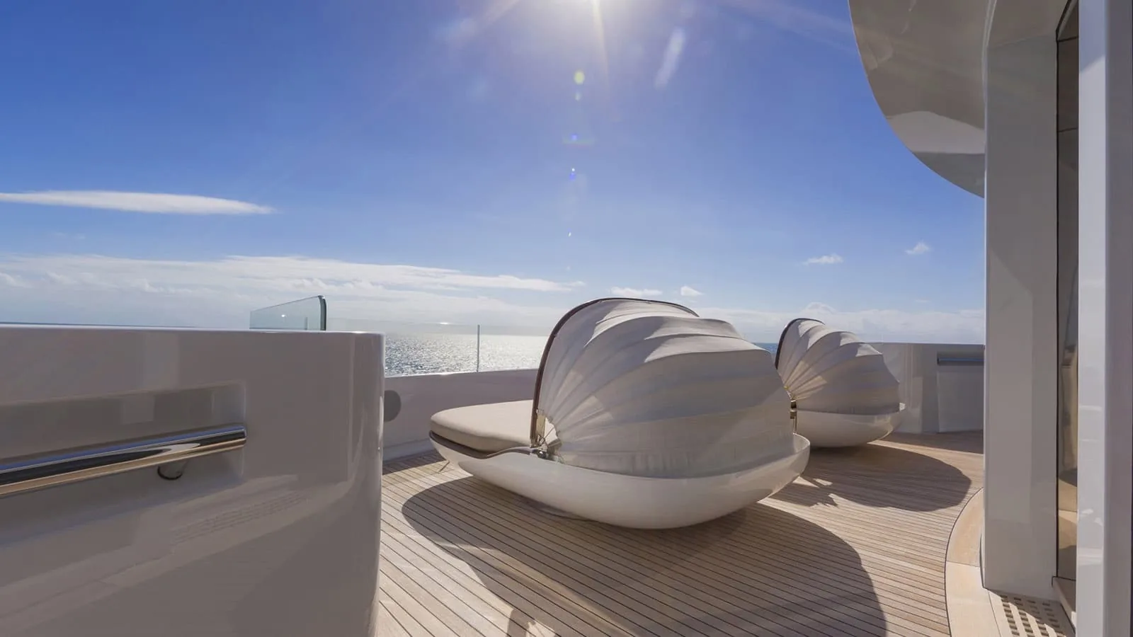 NAUTILUS - photo 3 location yacht Saint-Tropez