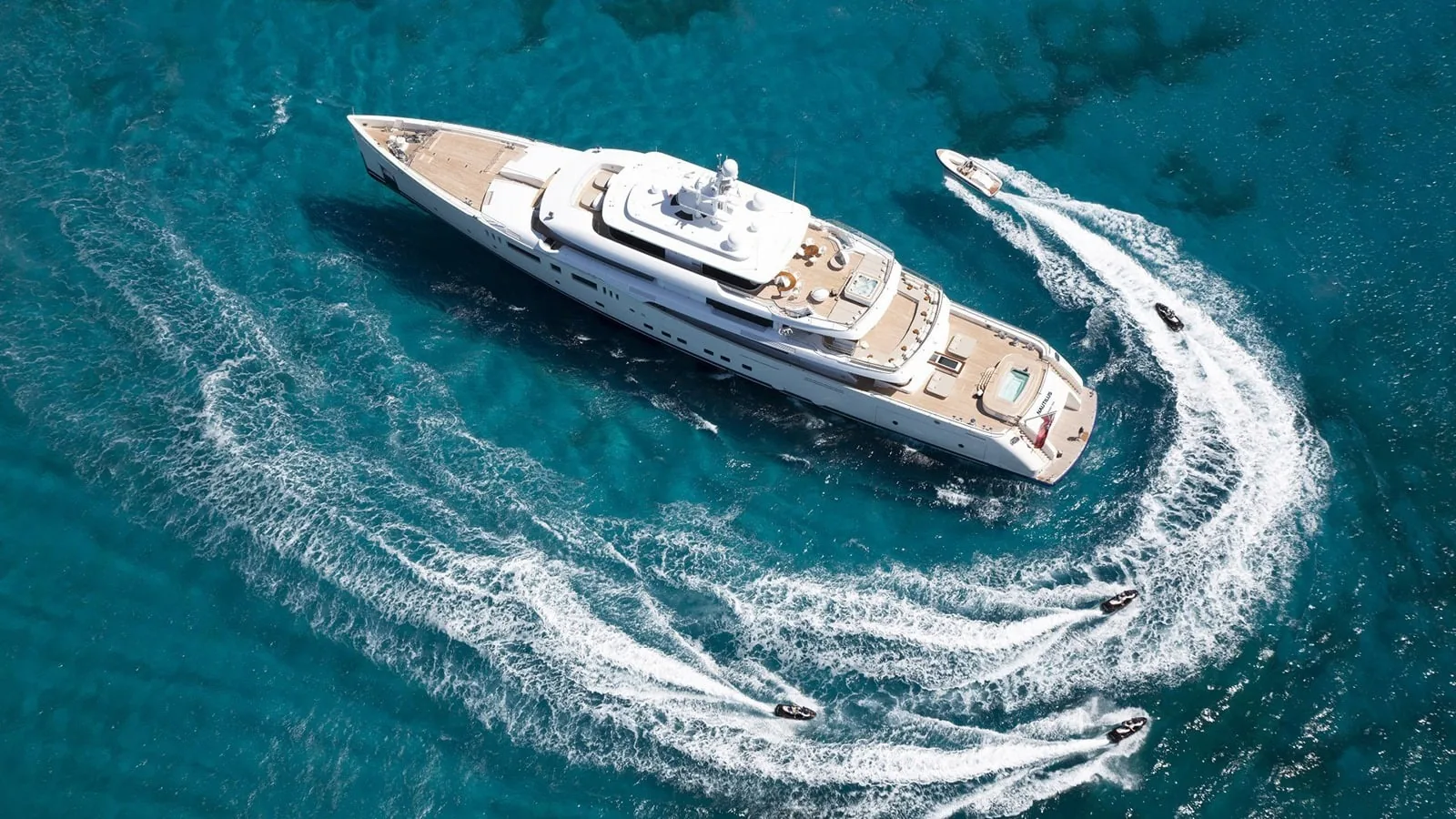 NAUTILUS - photo 13 location yacht Saint-Tropez