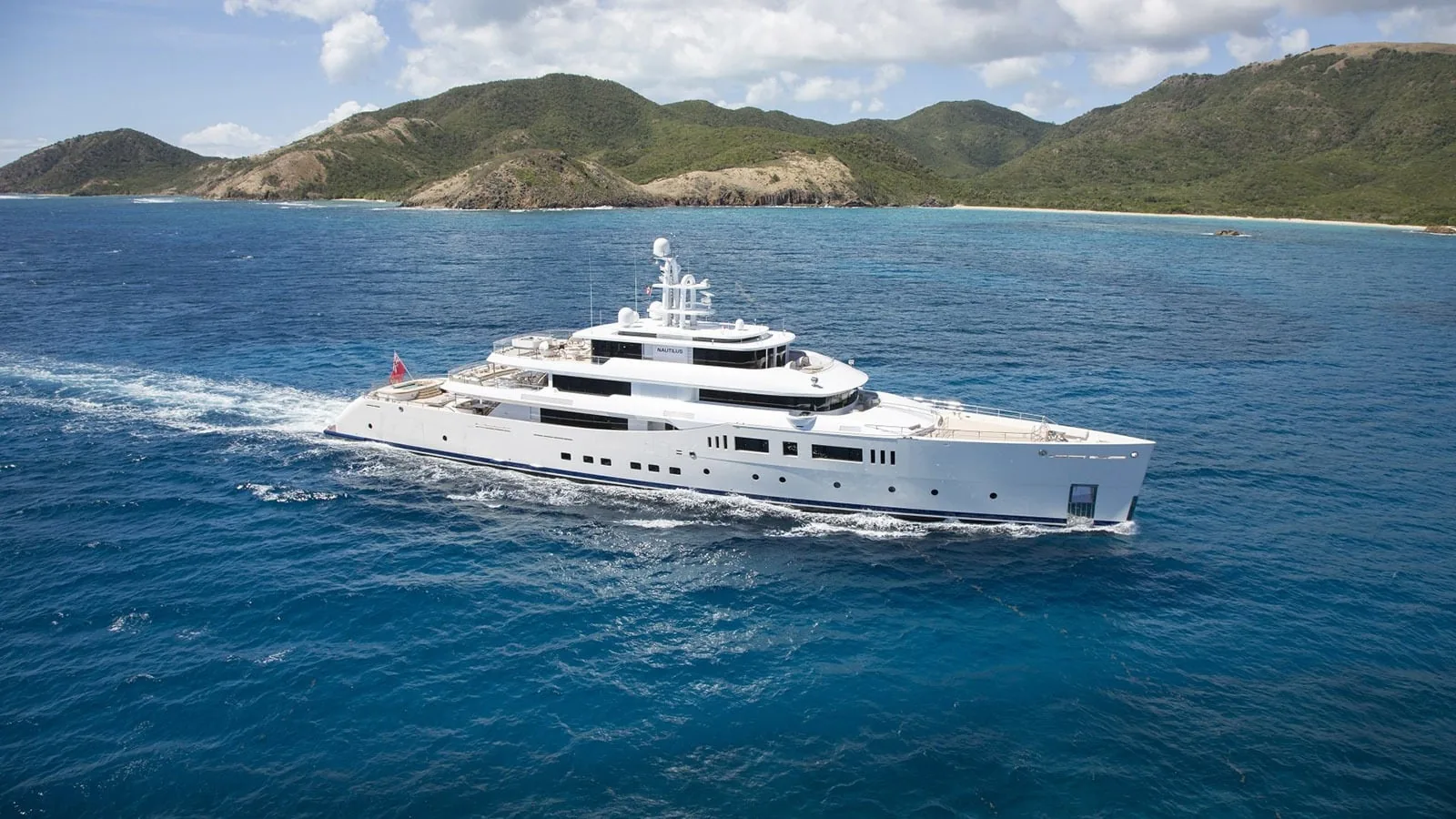 NAUTILUS - photo 19 location yacht Saint-Tropez