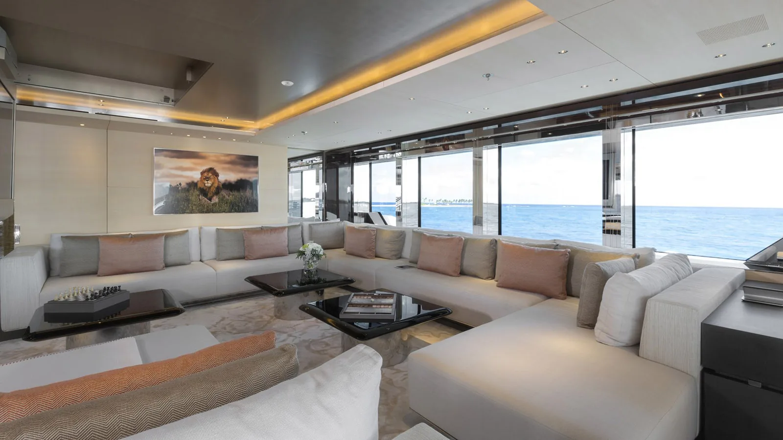 NAUTILUS - photo 28 location yacht Saint-Tropez