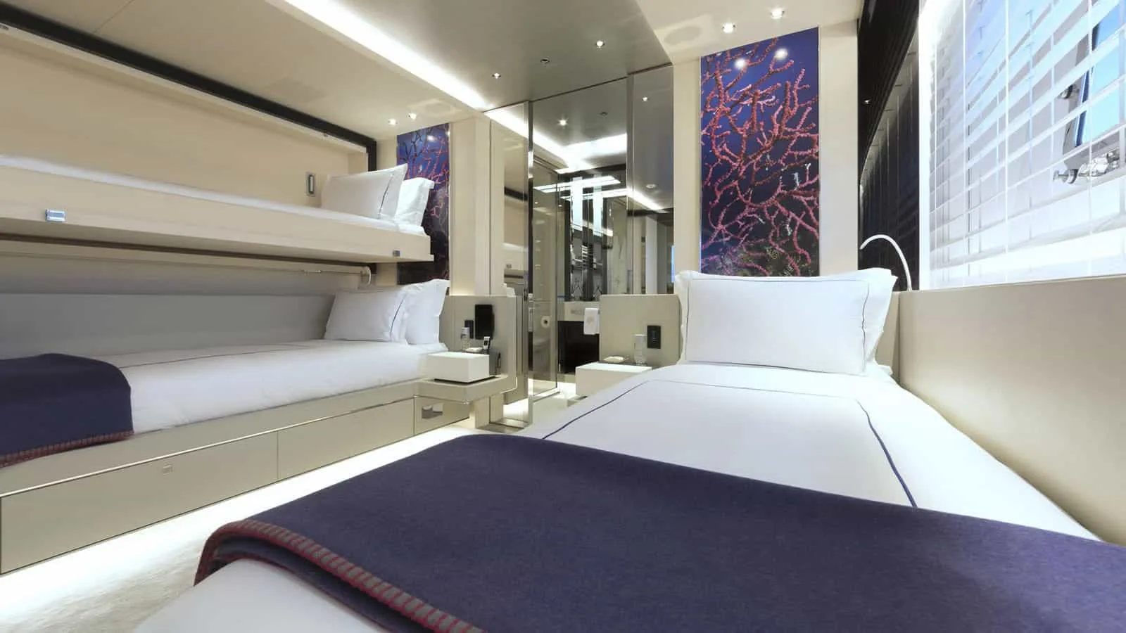 NAUTILUS - photo 38 location yacht Saint-Tropez