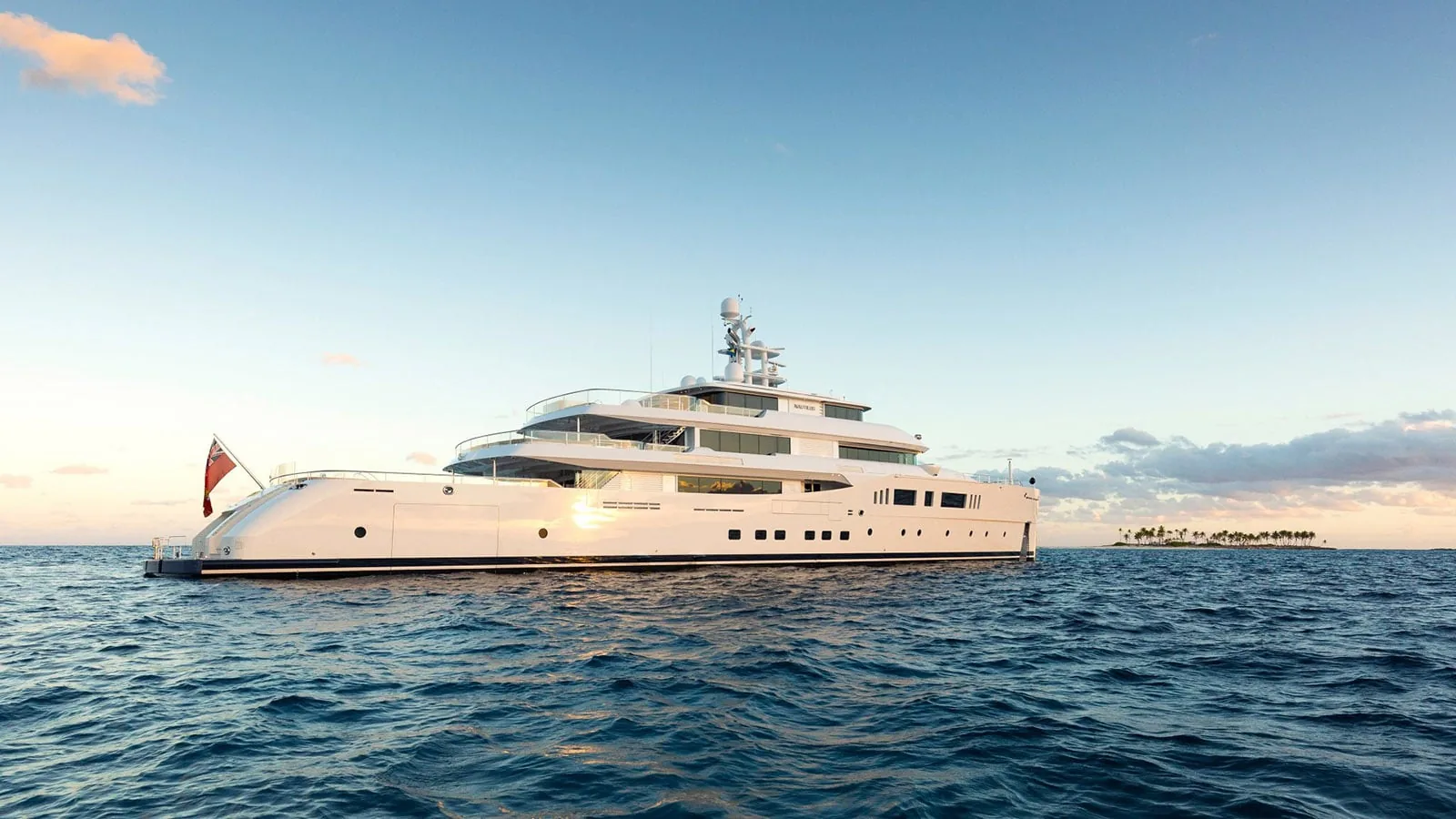 NAUTILUS - photo 40 location yacht Saint-Tropez