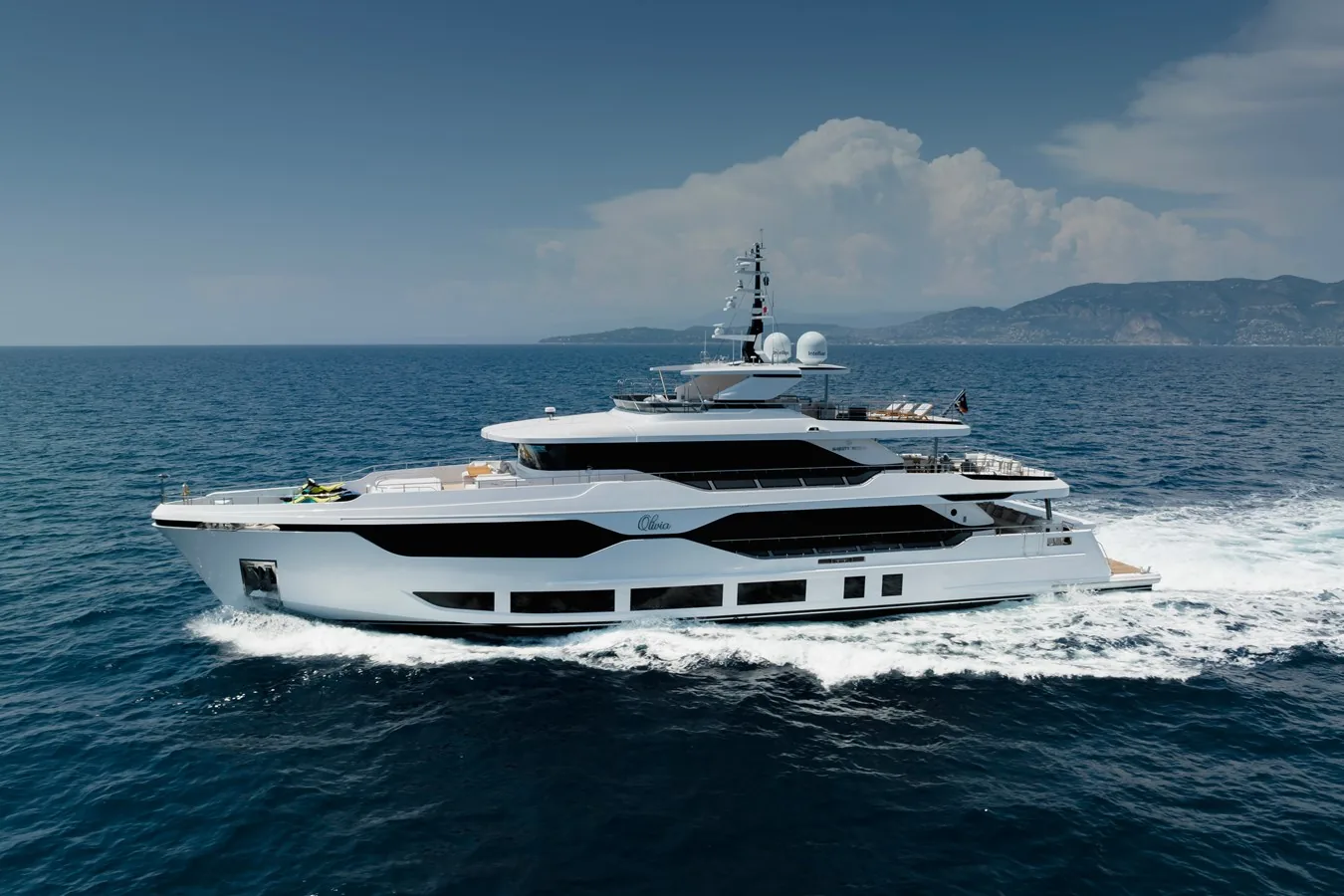 OLIVIA - photo 4 location yacht Saint-Tropez