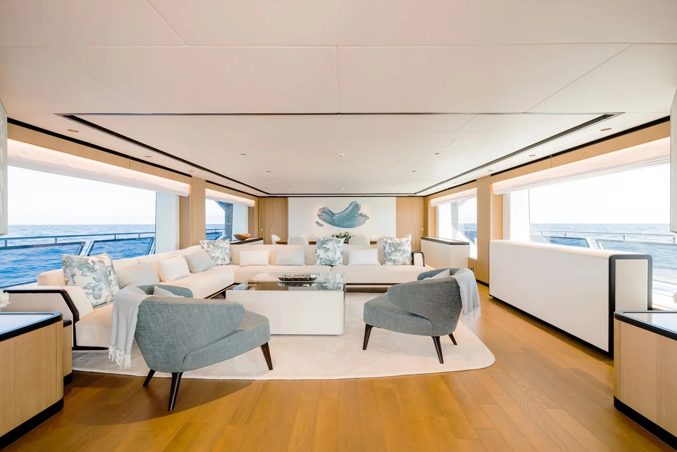 OLIVIA - photo 10 location yacht Saint-Tropez