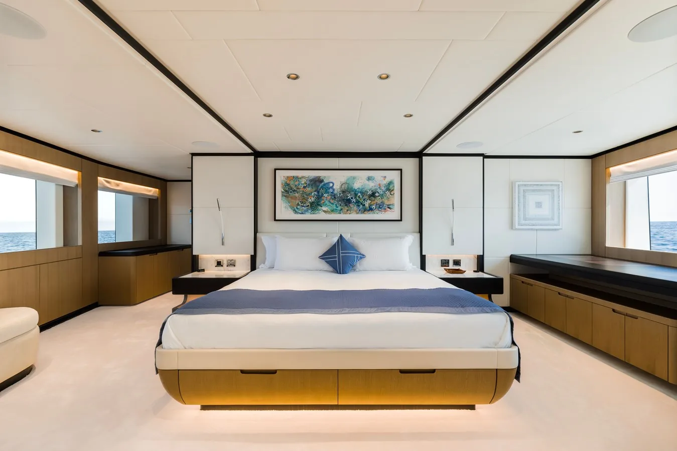 OLIVIA - photo 12 location yacht Saint-Tropez