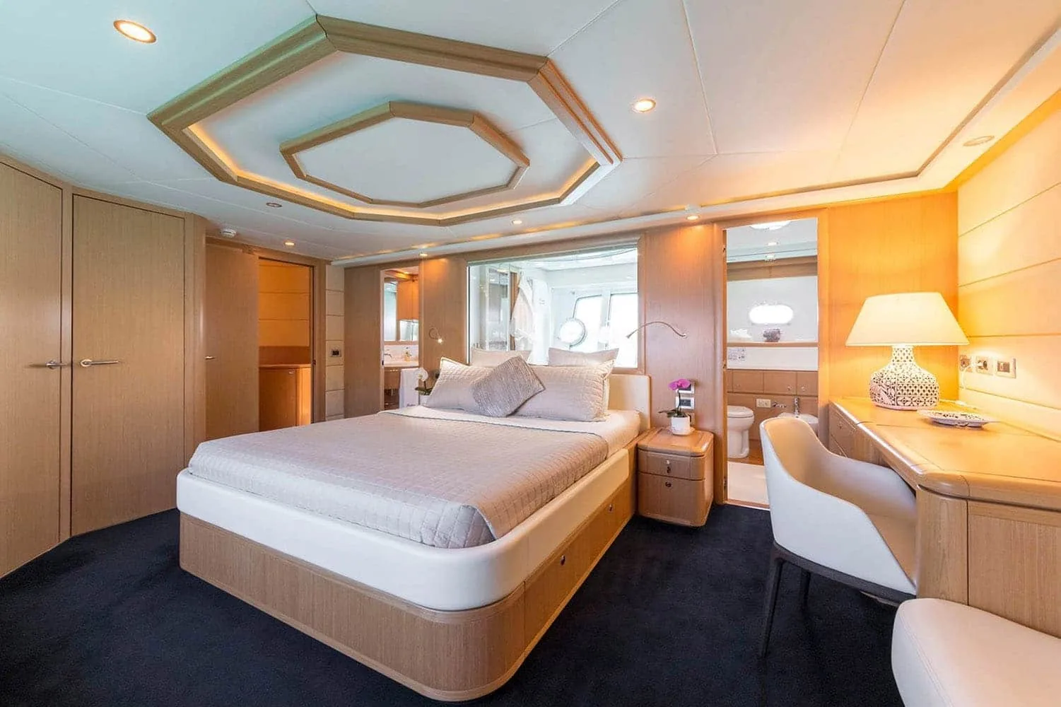 PORTHOS - photo 27 location yacht Saint-Tropez