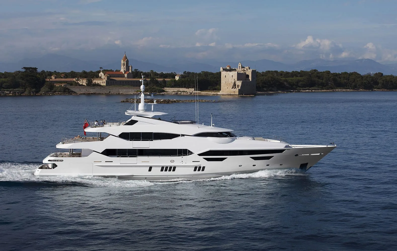 PRINCESS AVK - photo 5 location yacht Saint-Tropez