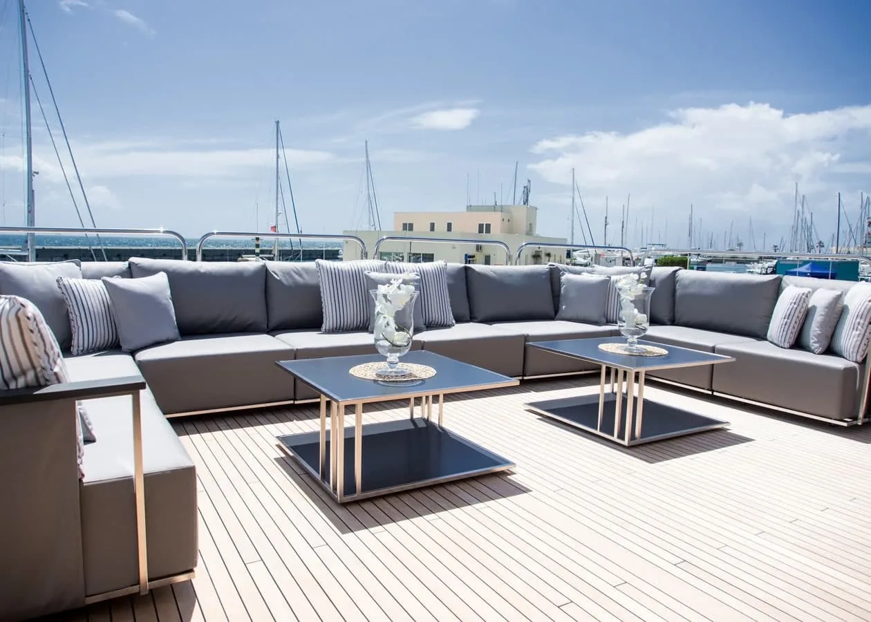 PRINCESS AVK - photo 10 location yacht Saint-Tropez