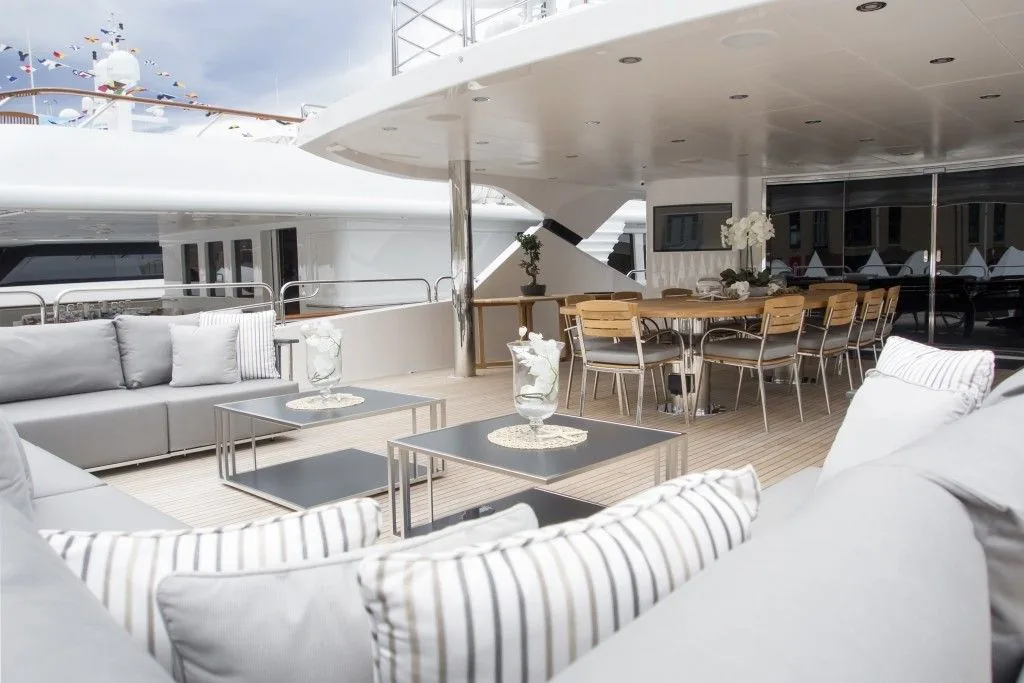 PRINCESS AVK - photo 11 location yacht Saint-Tropez