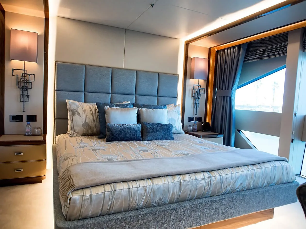 PRINCESS AVK - photo 22 location yacht Saint-Tropez