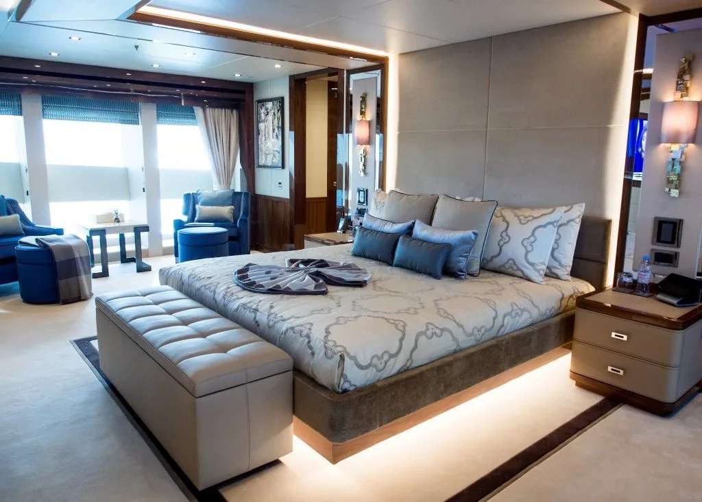 PRINCESS AVK - photo 23 location yacht Saint-Tropez