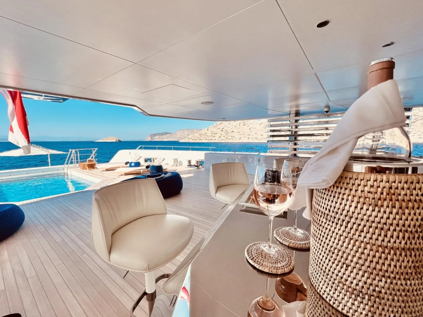 PROJECT X - photo 6 location yacht Saint-Tropez