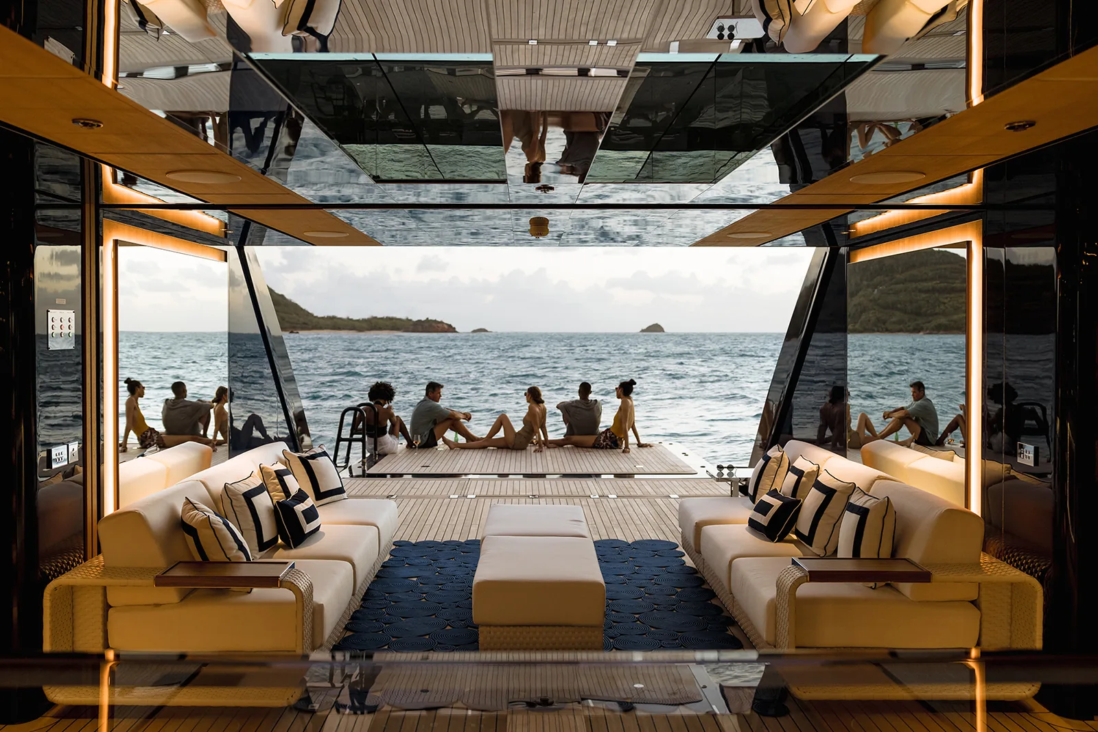 RESILIENCE - photo 12 location yacht Saint-Tropez