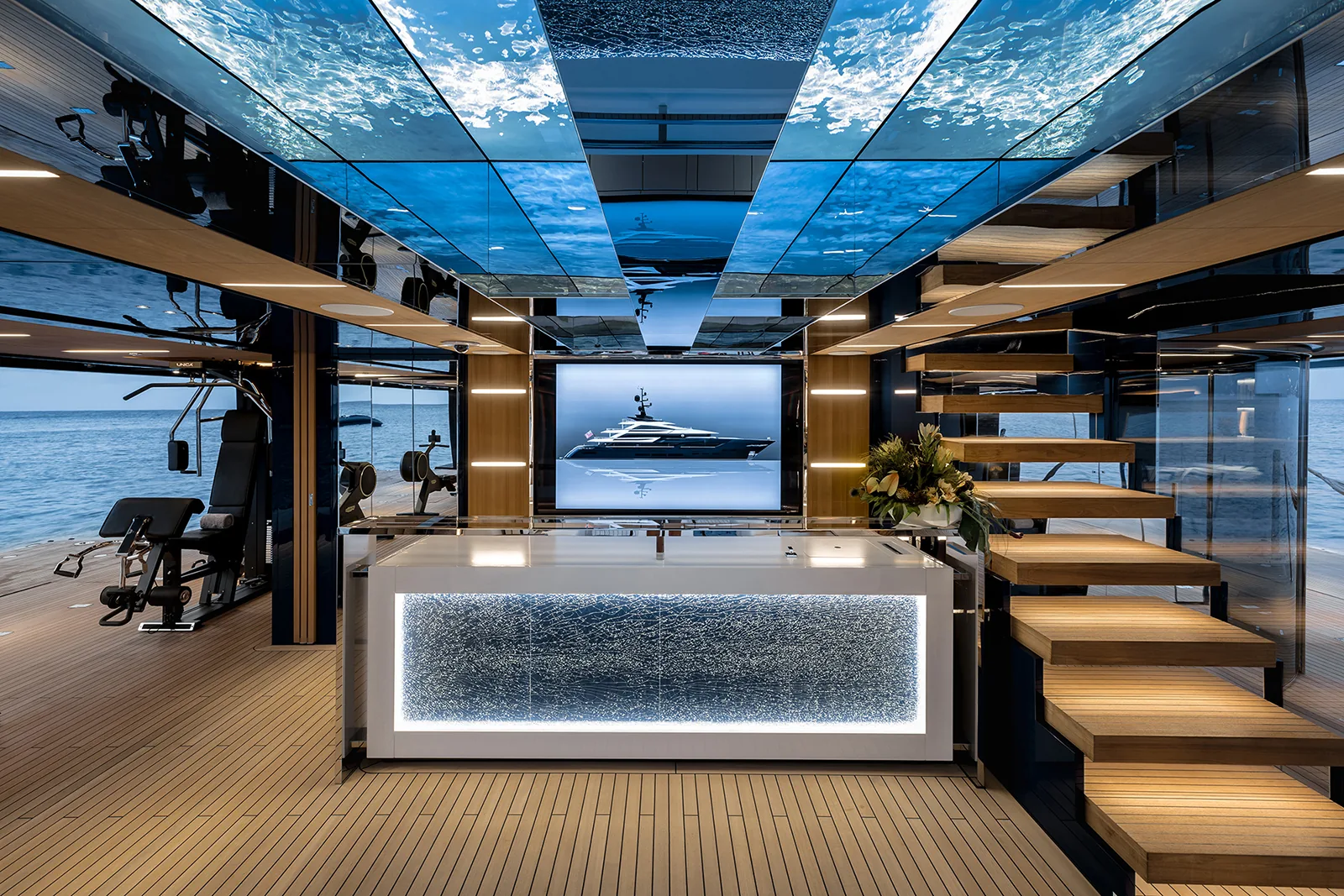RESILIENCE - photo 15 location yacht Saint-Tropez
