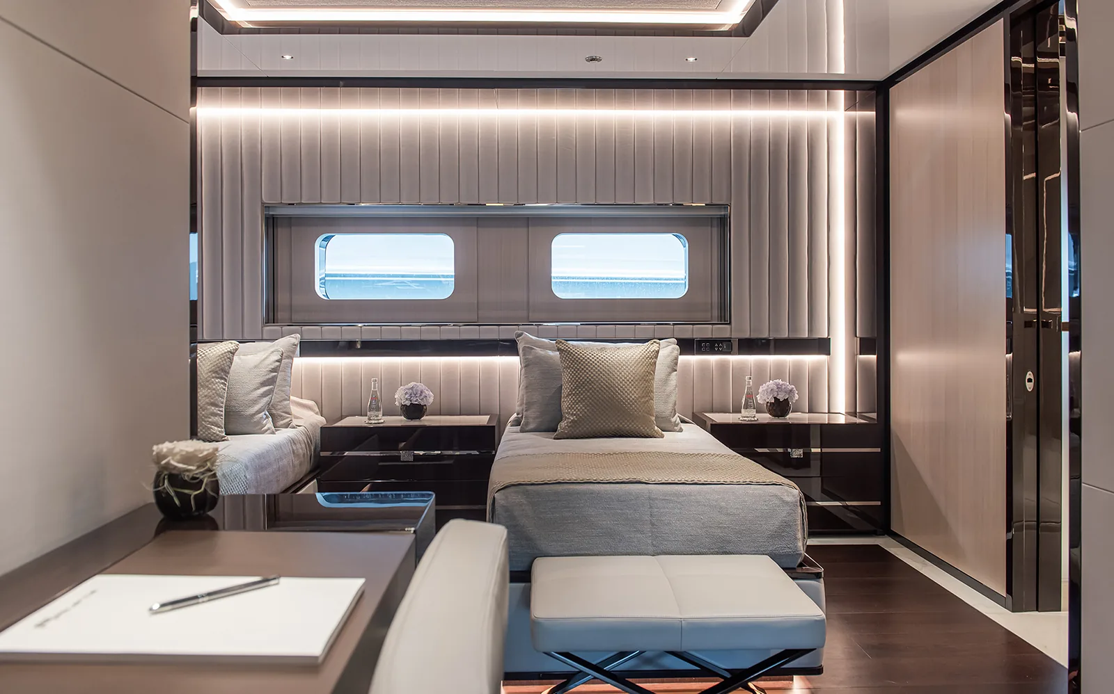RESILIENCE - photo 34 location yacht Saint-Tropez