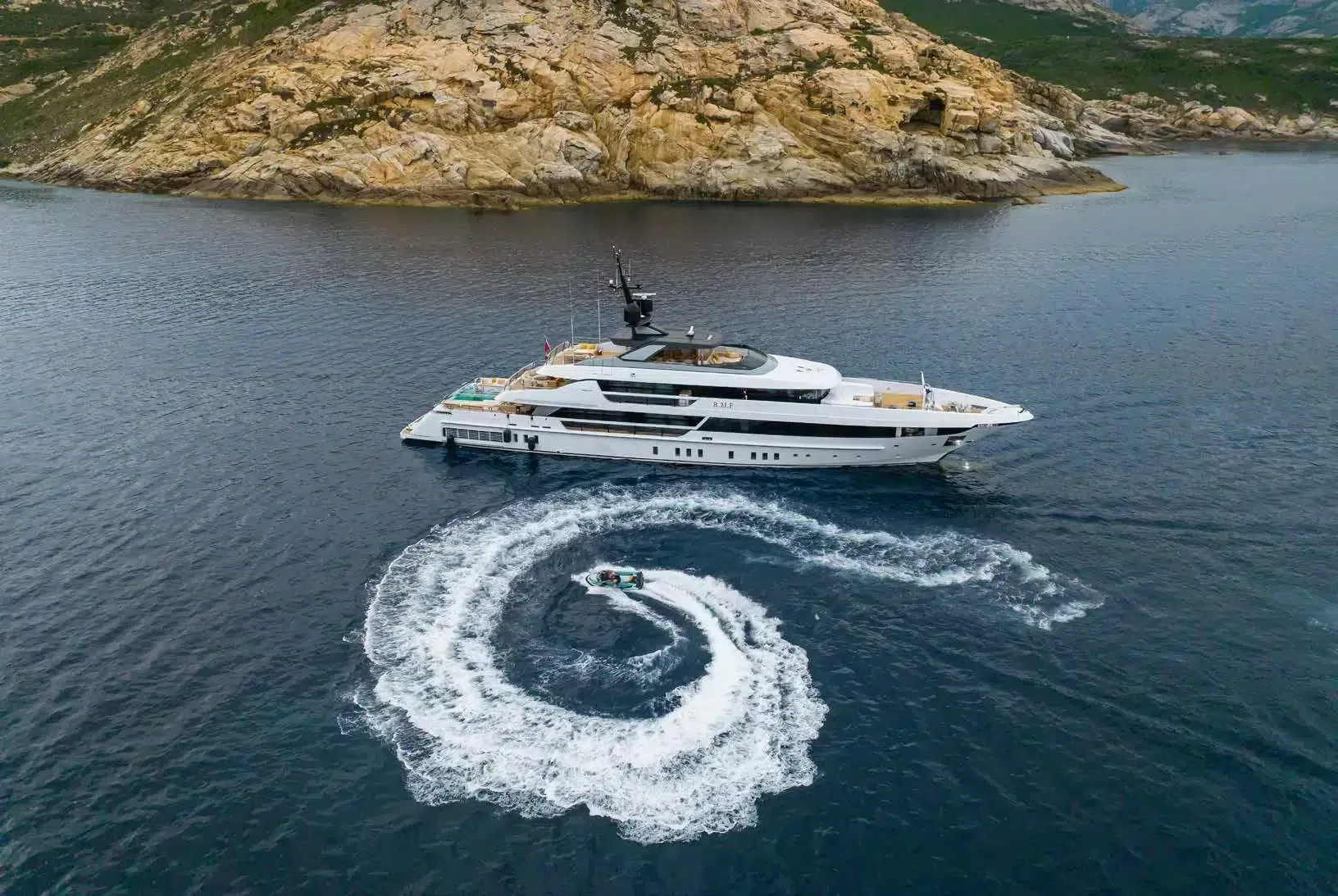 RMF - photo 31 location yacht Saint-Tropez