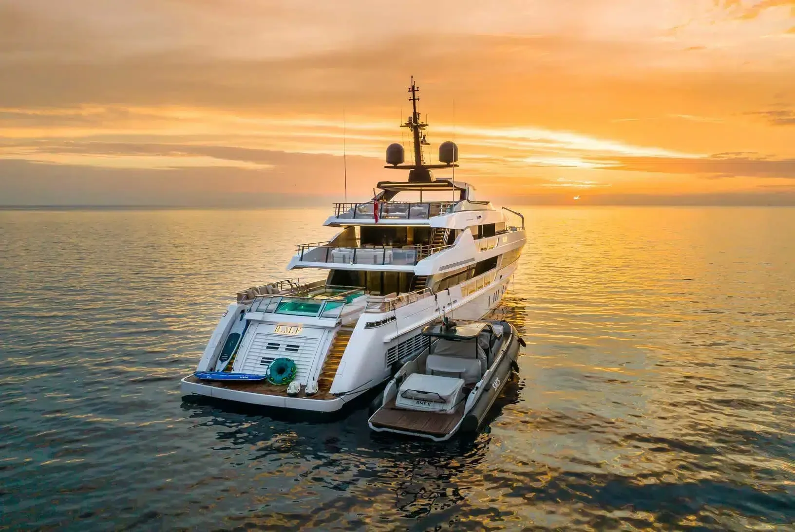 RMF - photo 32 location yacht Saint-Tropez