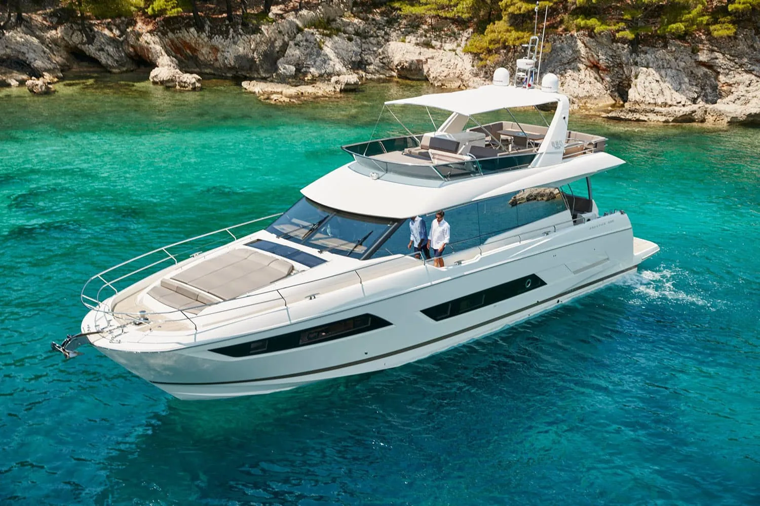 ROMY ONE - photo 4 location yacht Saint-Tropez