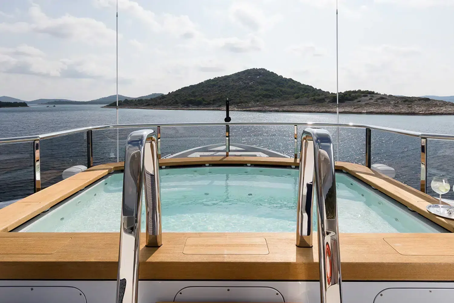 SAMURAI - photo 12 location yacht Saint-Tropez
