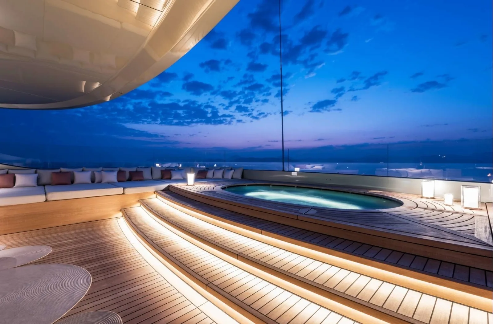 SAVANNAH - photo 14 location yacht Saint-Tropez