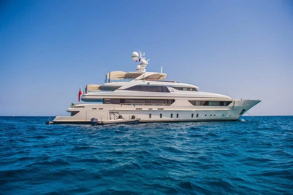 SCORPION - photo 5 location yacht Saint-Tropez
