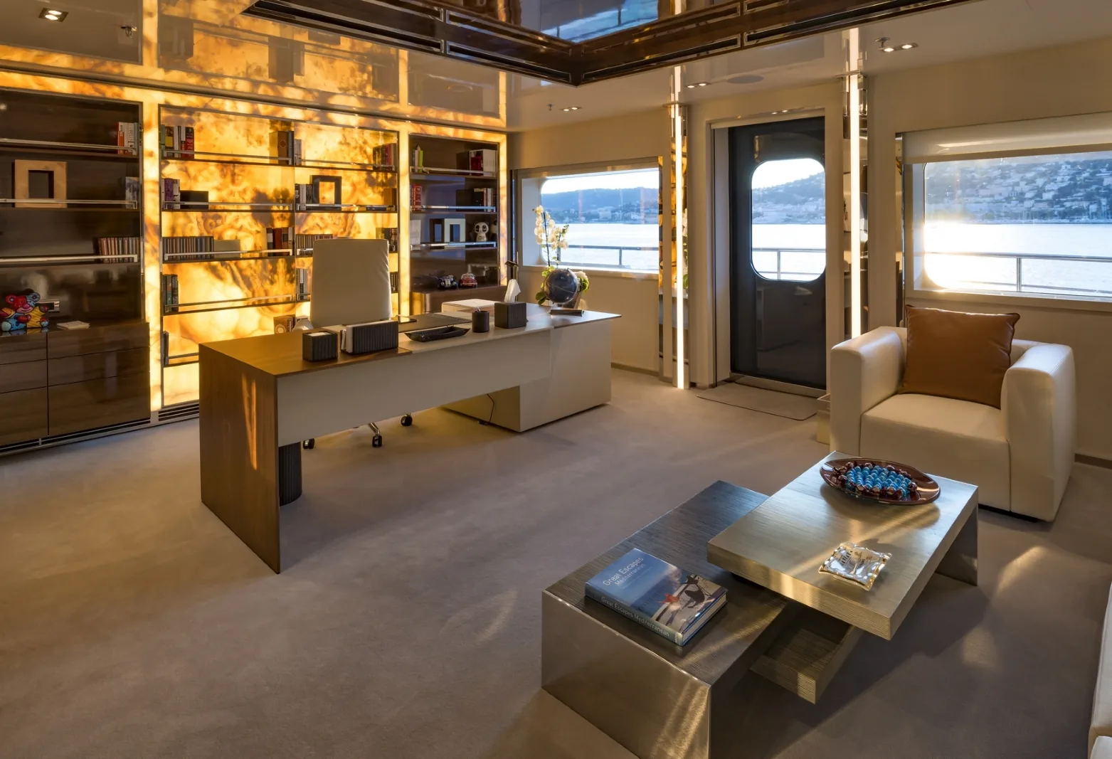 SERENITY - photo 17 location yacht Saint-Tropez
