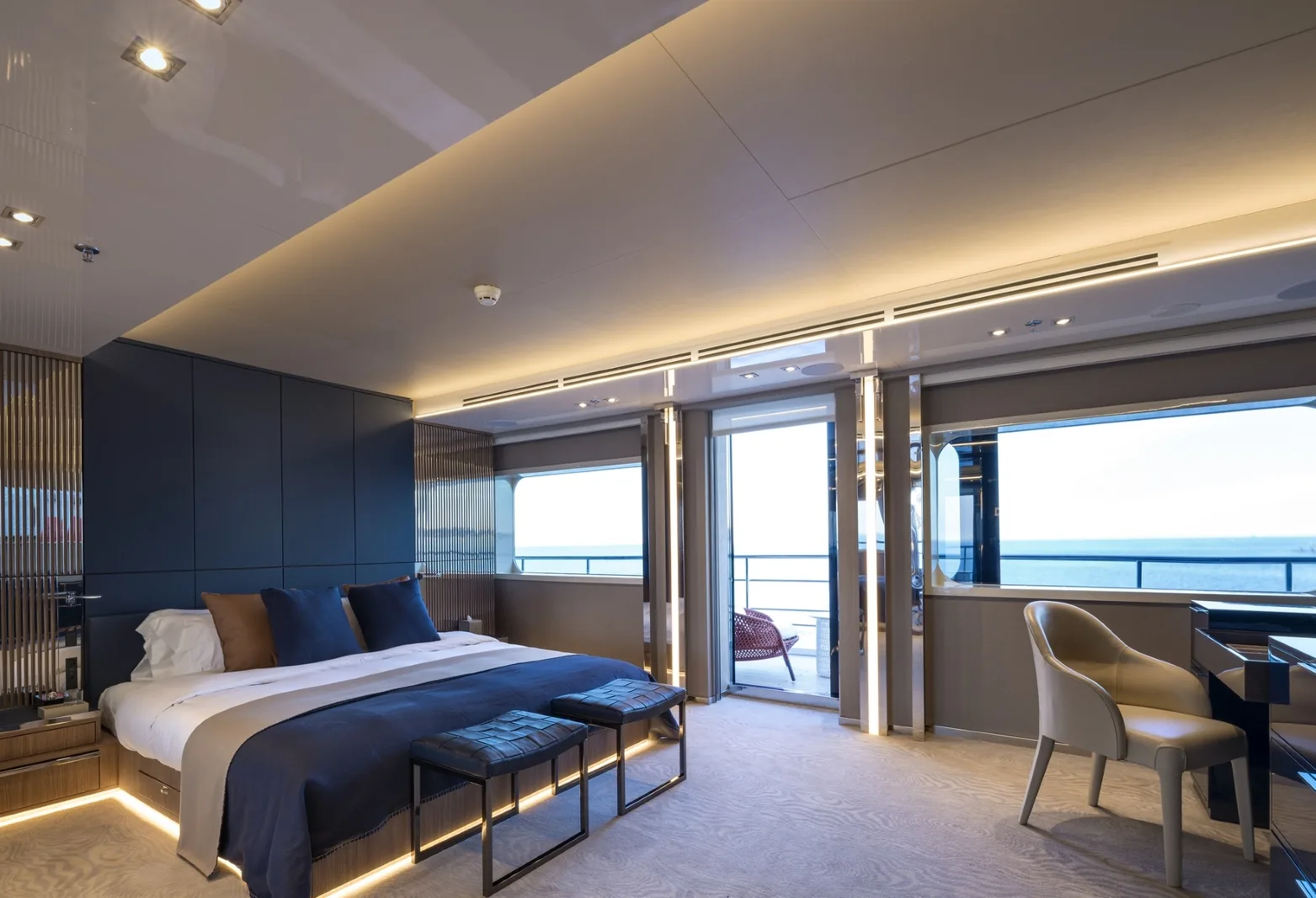 SERENITY - photo 21 location yacht Saint-Tropez