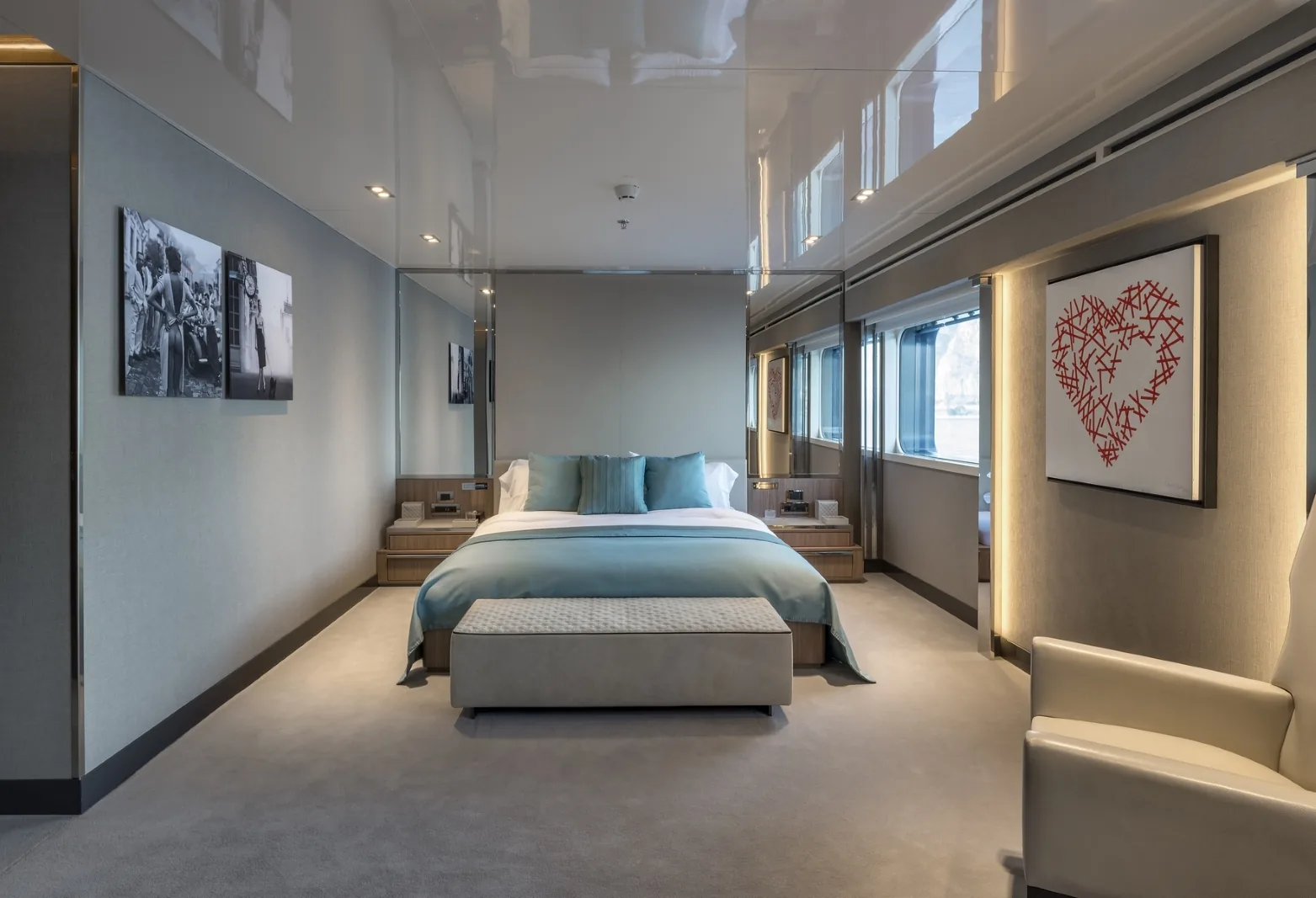 SERENITY - photo 22 location yacht Saint-Tropez