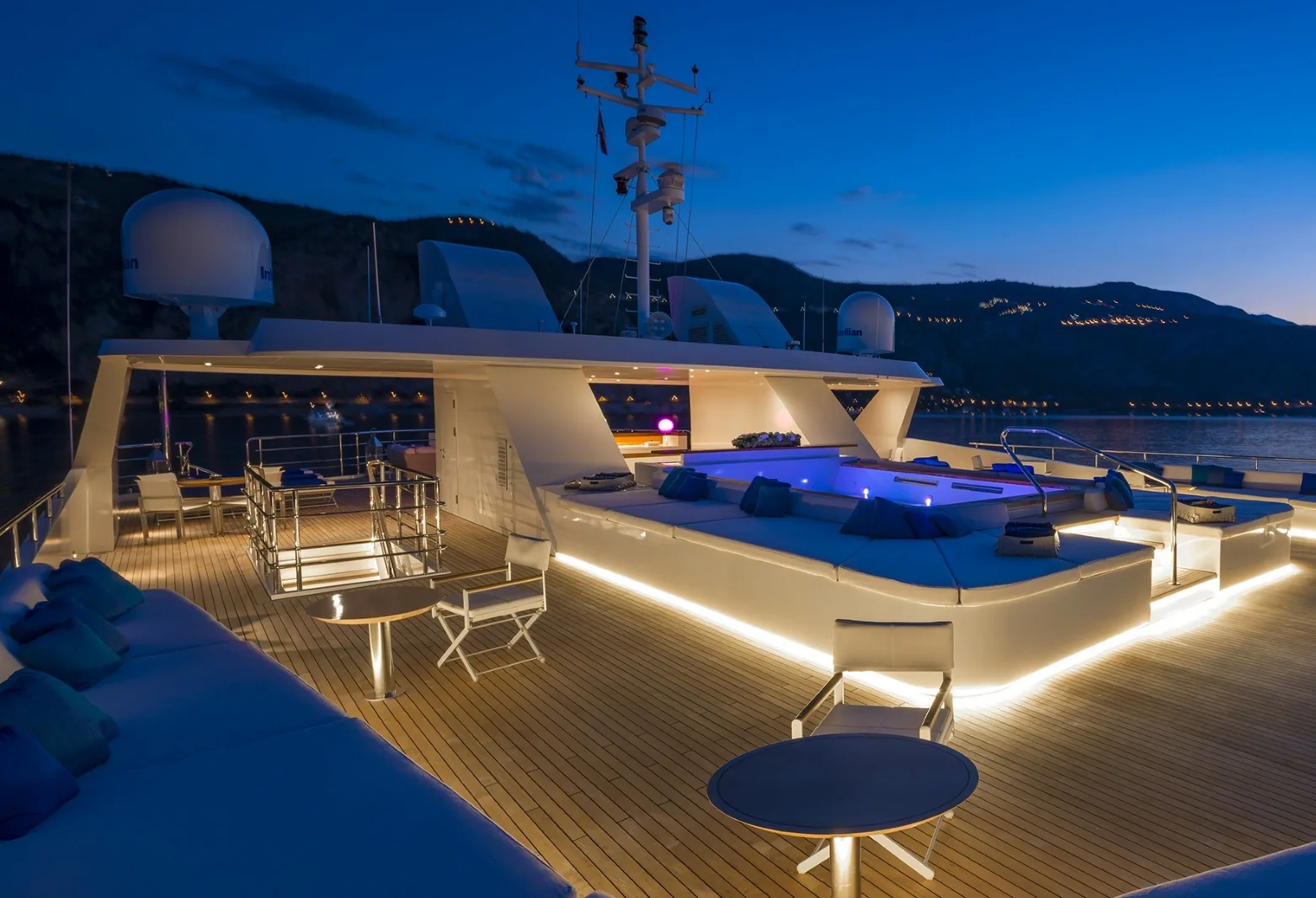 SERENITY - photo 27 location yacht Saint-Tropez