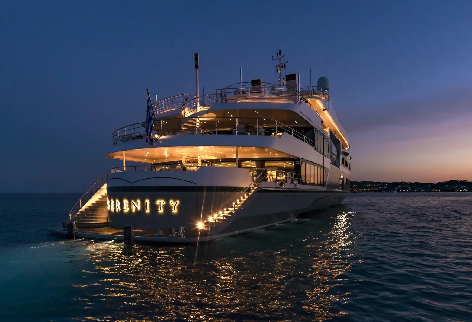 SERENITY - photo 28 location yacht Saint-Tropez