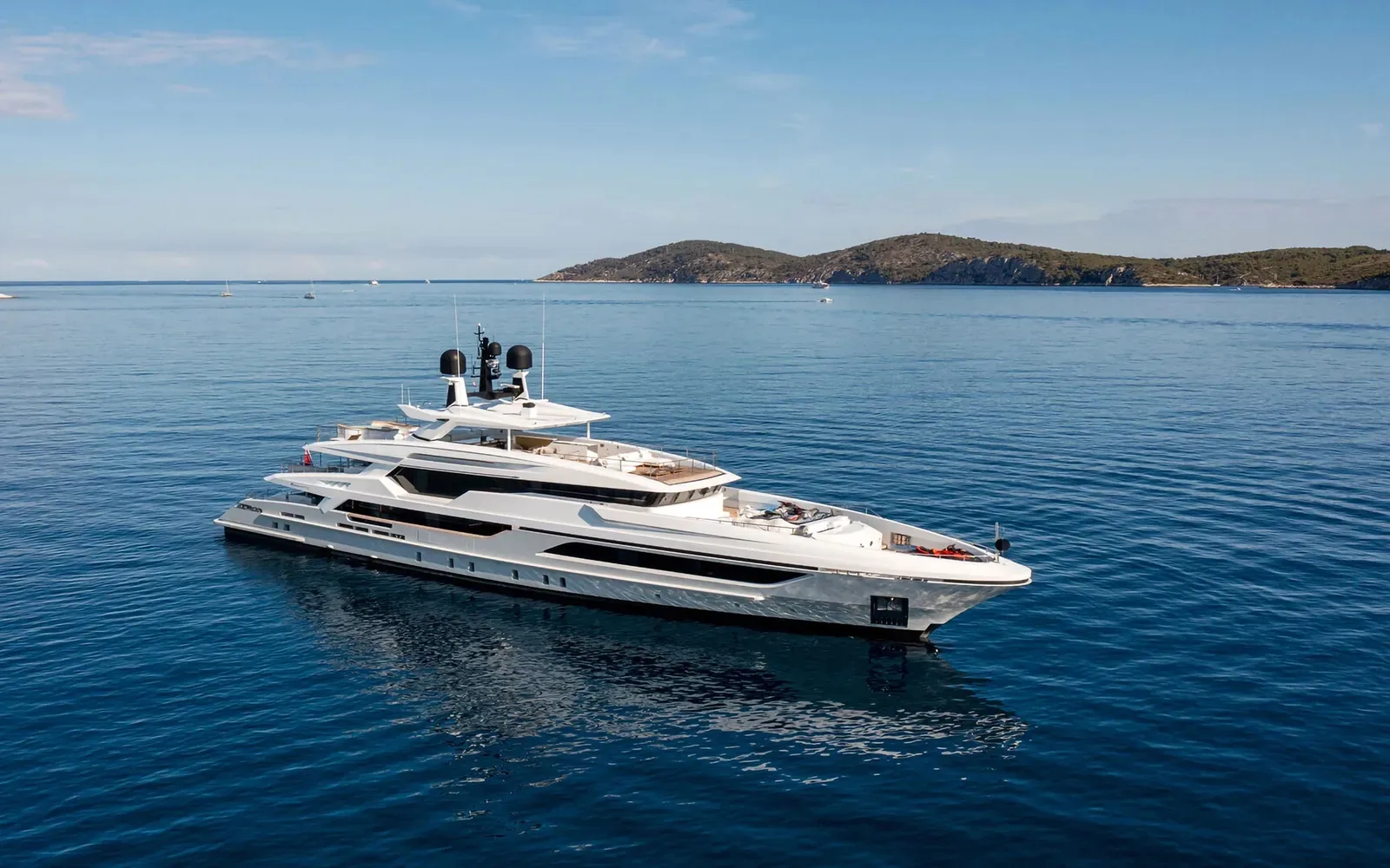 SILVER FOX - photo 2 location yacht Saint-Tropez