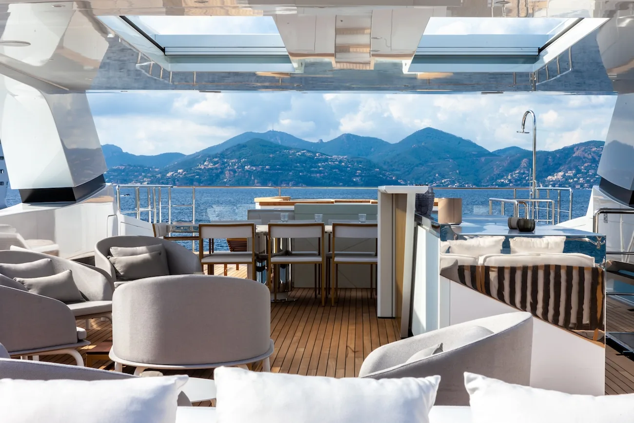 SILVER FOX - photo 10 location yacht Saint-Tropez