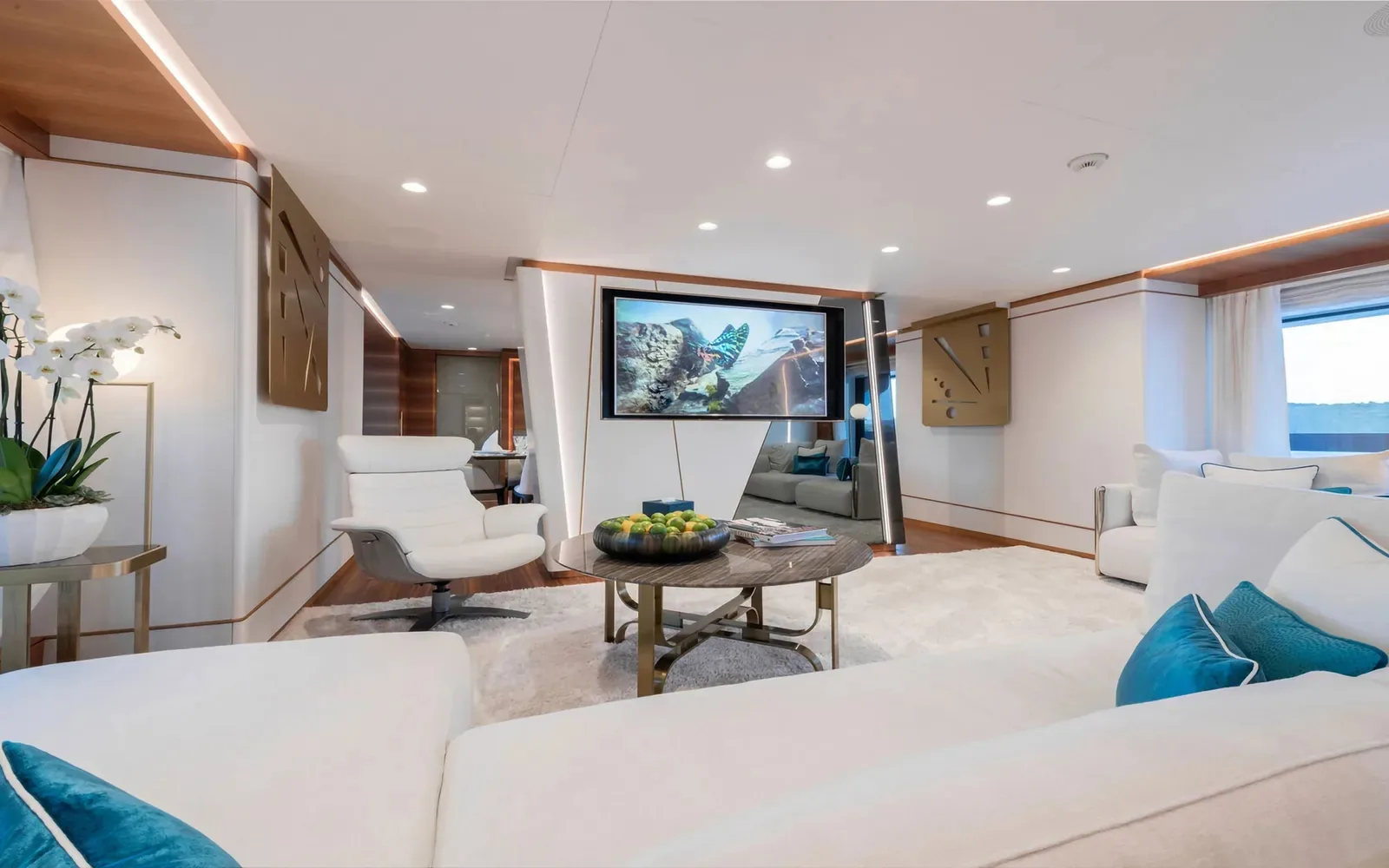 SILVER FOX - photo 18 location yacht Saint-Tropez
