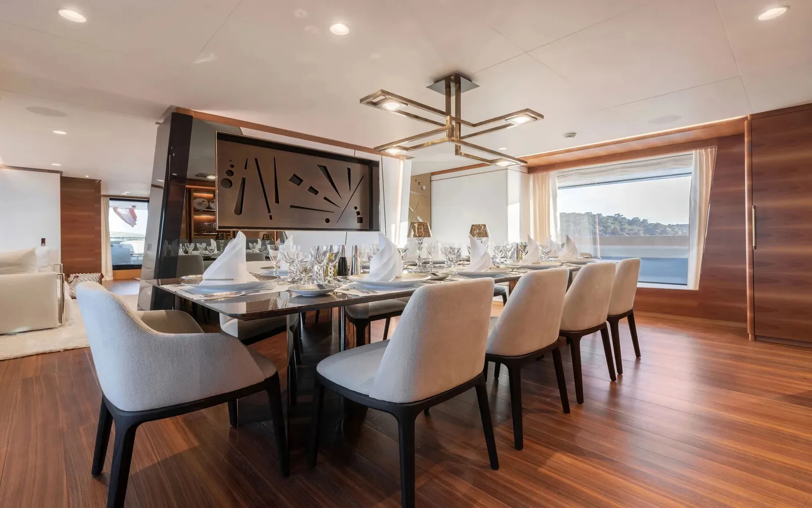 SILVER FOX - photo 20 location yacht Saint-Tropez