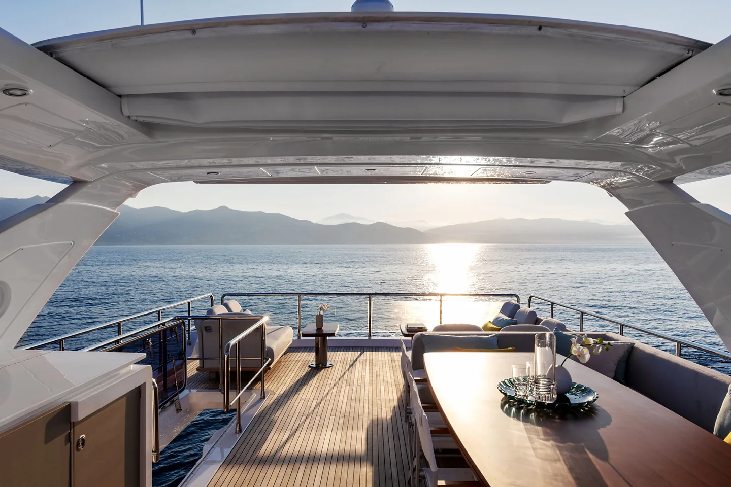 SOLSTICE - photo 12 location yacht Saint-Tropez