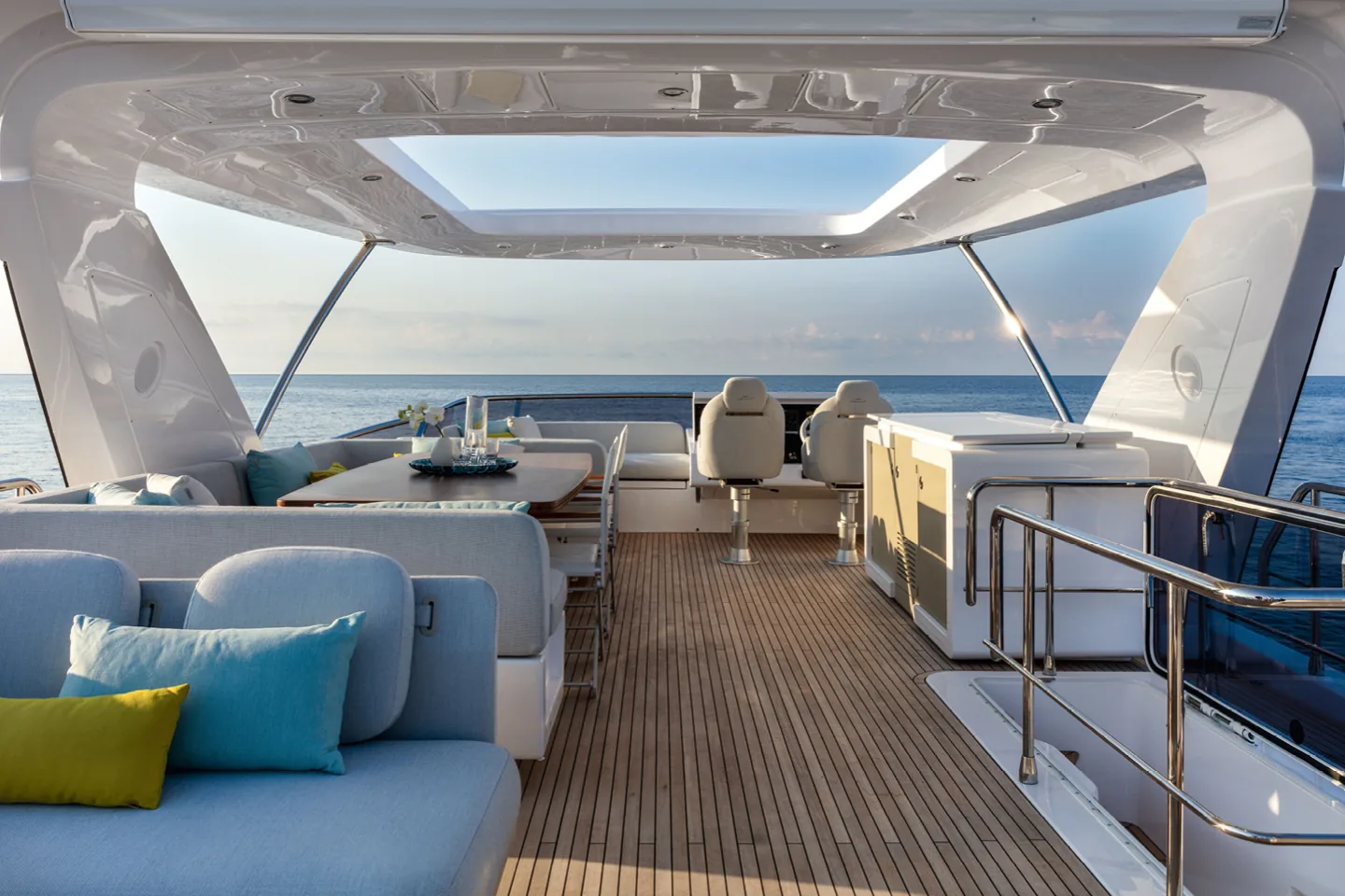 SOLSTICE - photo 16 location yacht Saint-Tropez