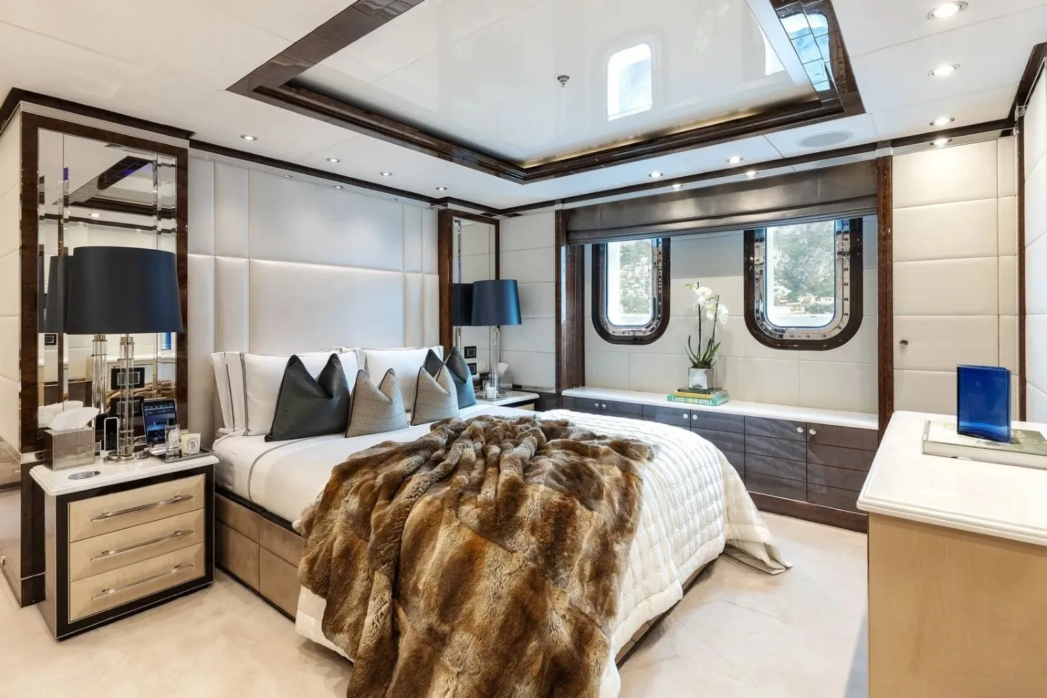 SOUNDWAVE - photo 5 location yacht Saint-Tropez